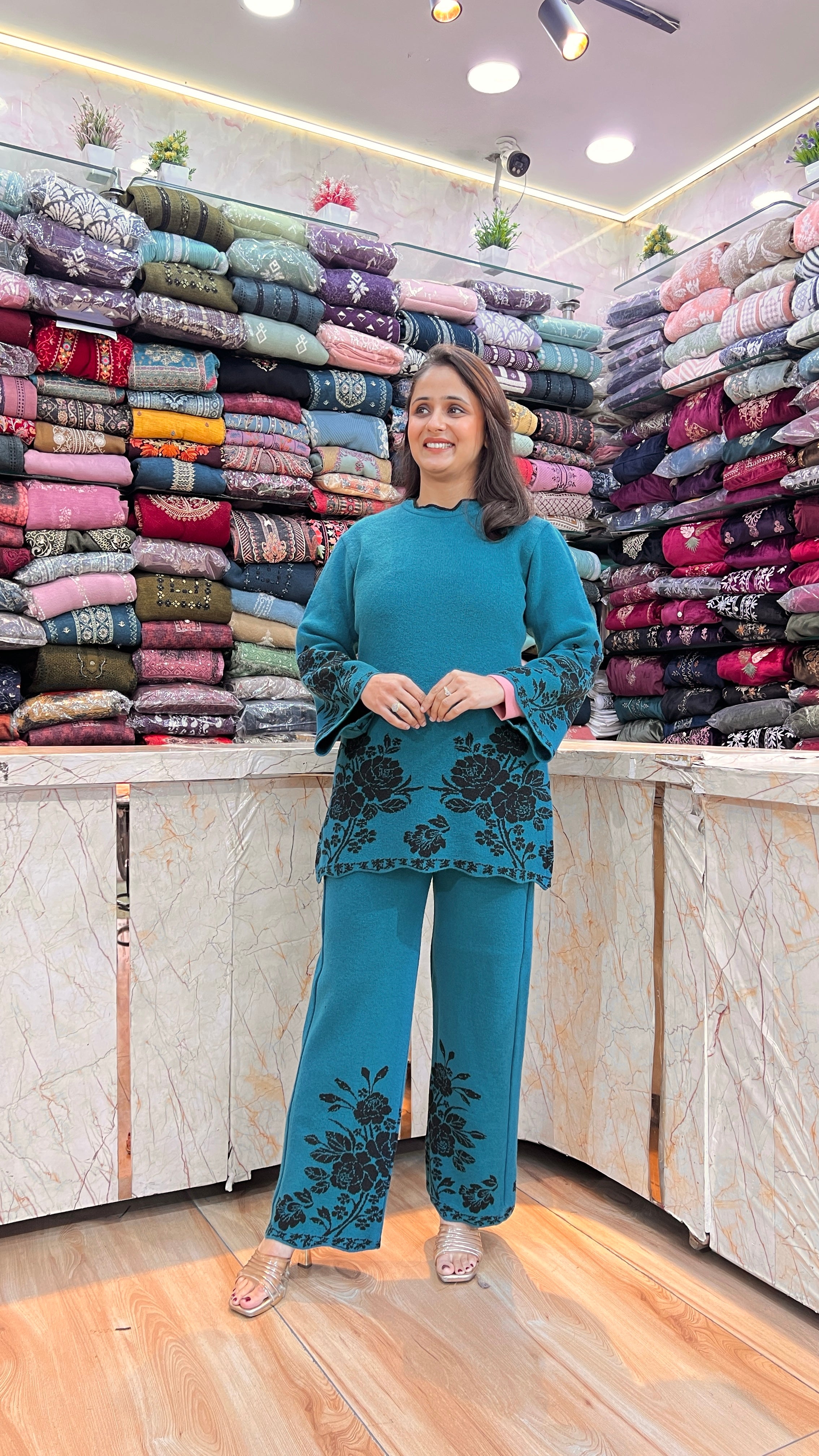 Soft wool cord set (2607)