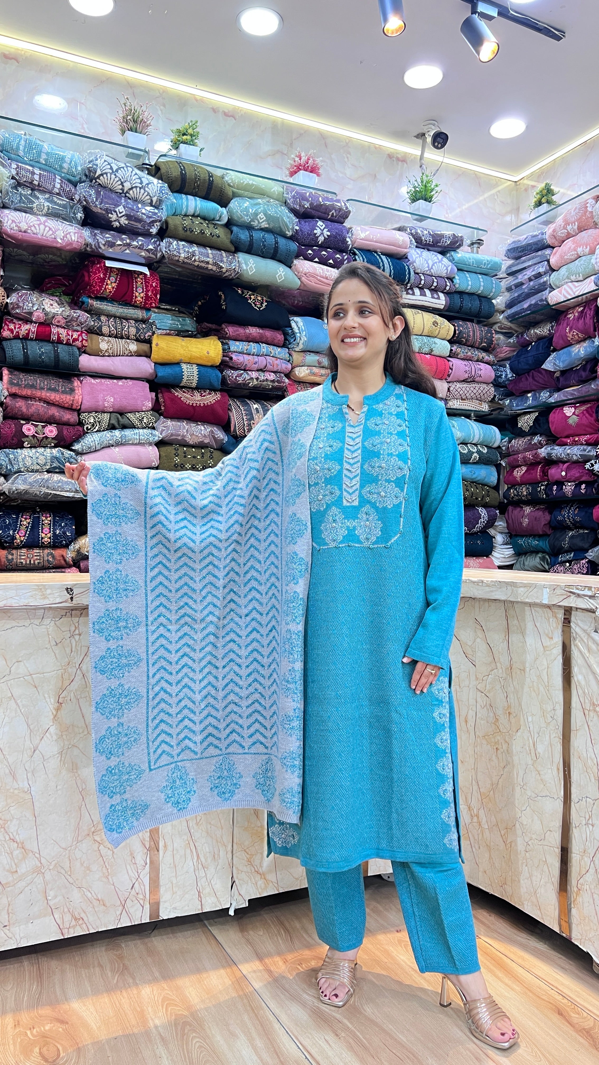 Heavy knitted wool suit (port 267)