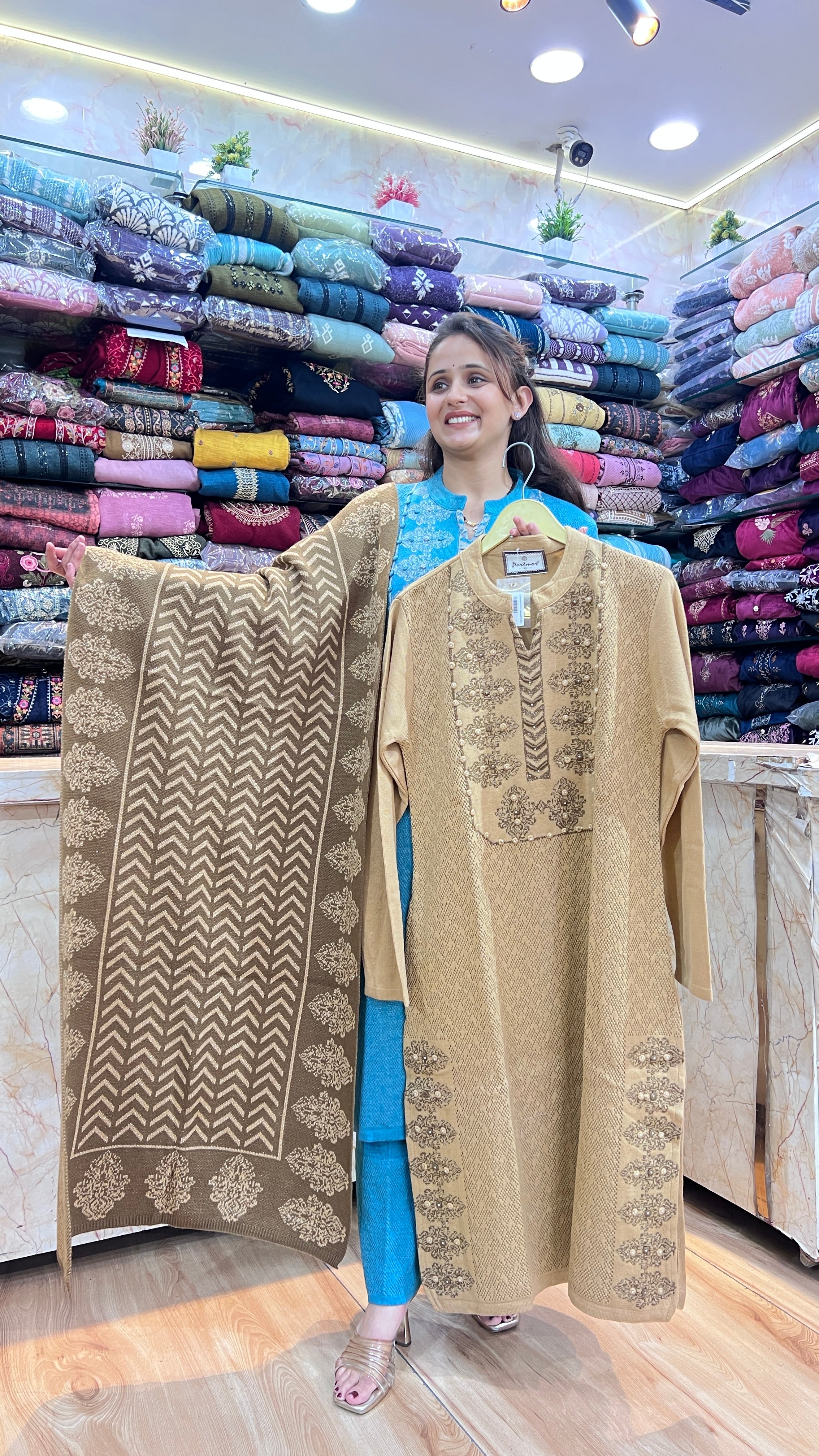 Heavy knitted wool suit (port 267)