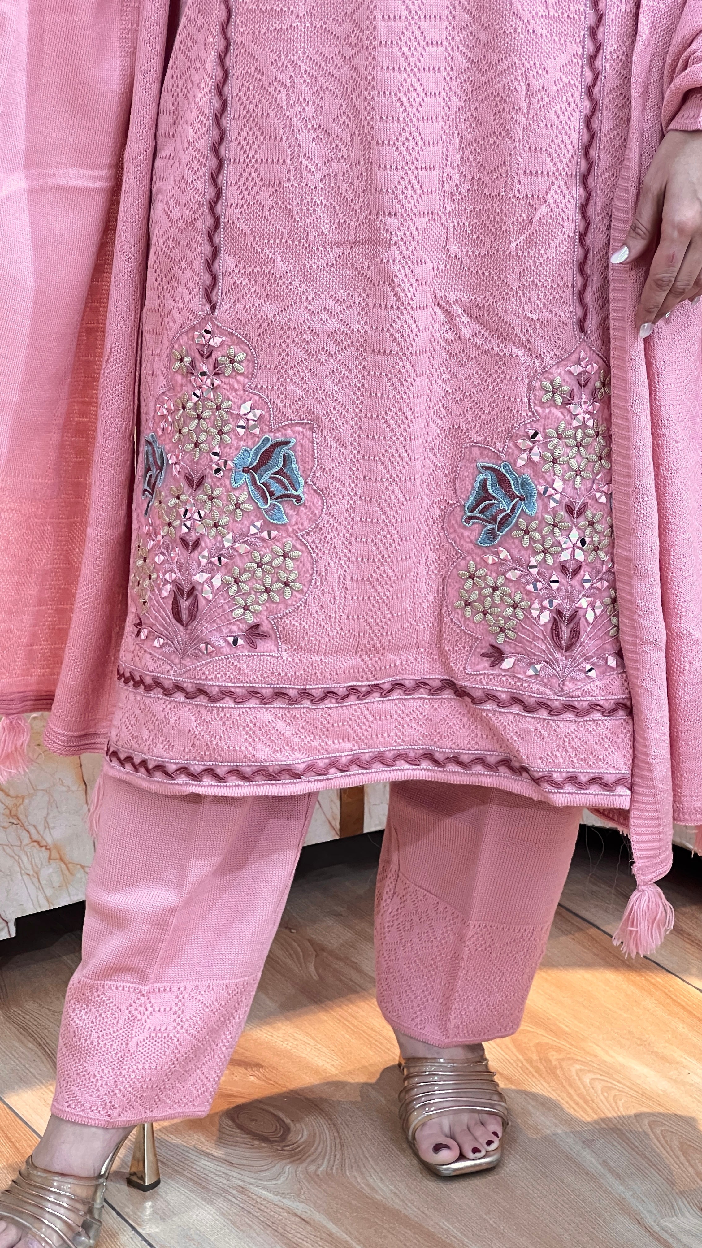 Premium wool knitted suit(dc 767)