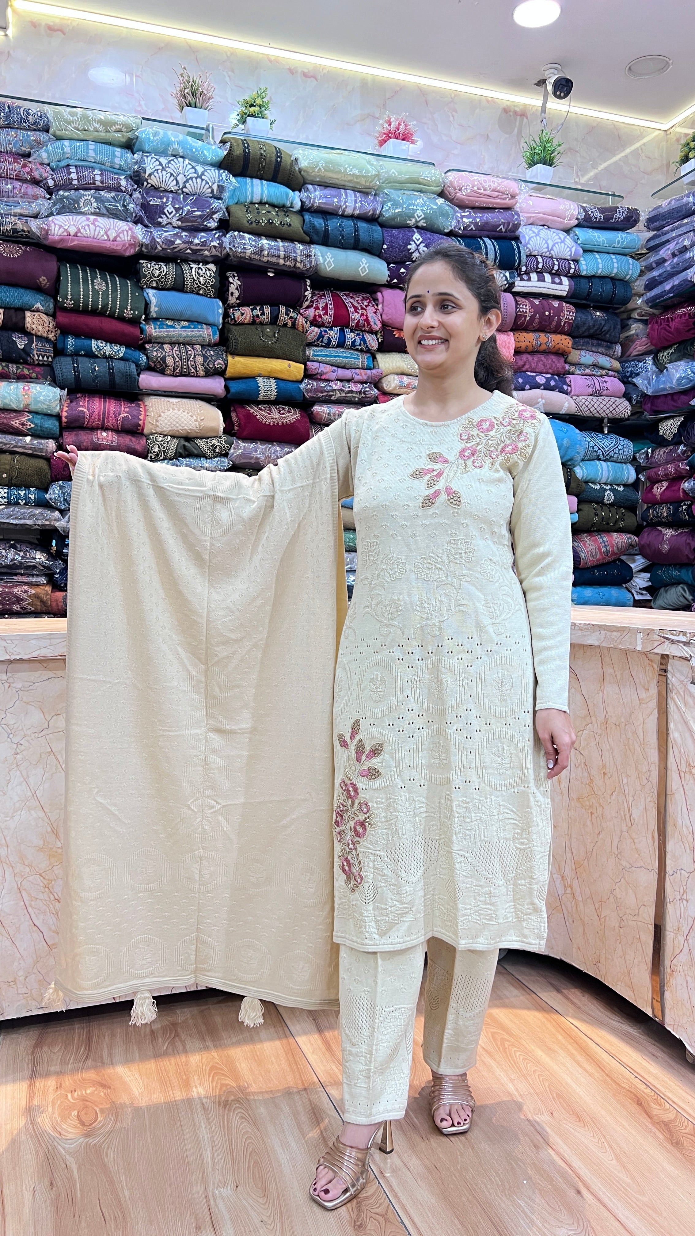 Premium wool knitted suit (dc367)