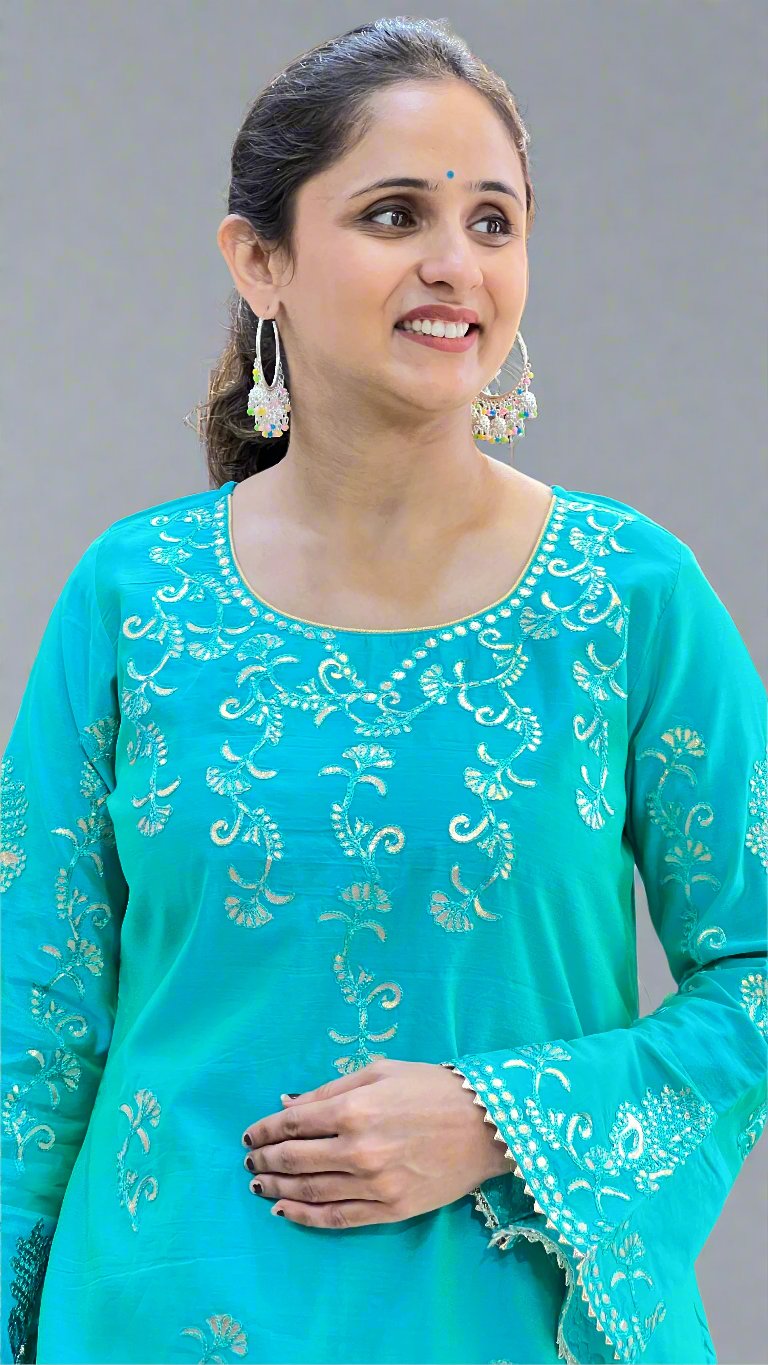 gotta patti suit with divider plazo