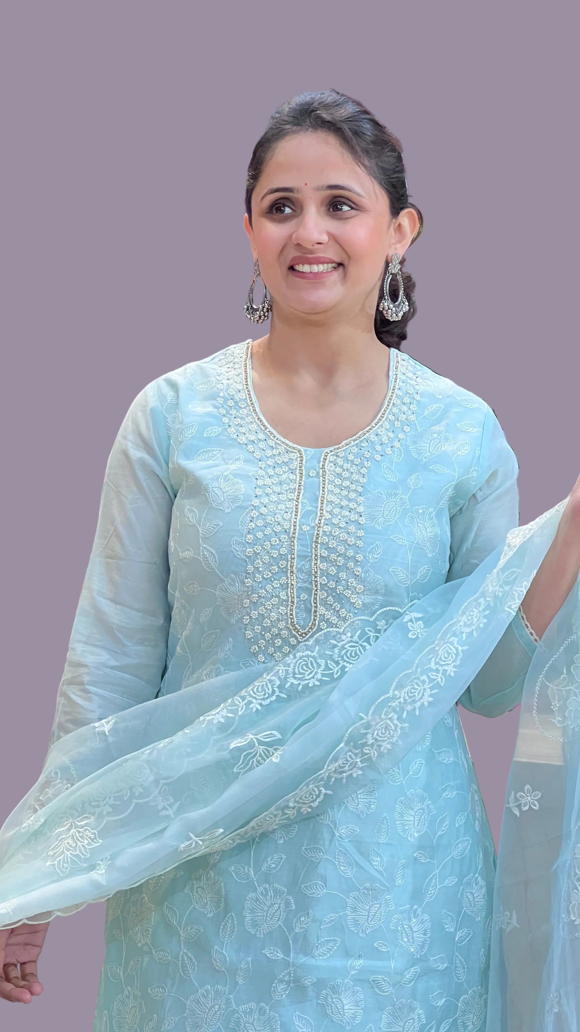 Soft chanderi embroidered suit (na 1267)