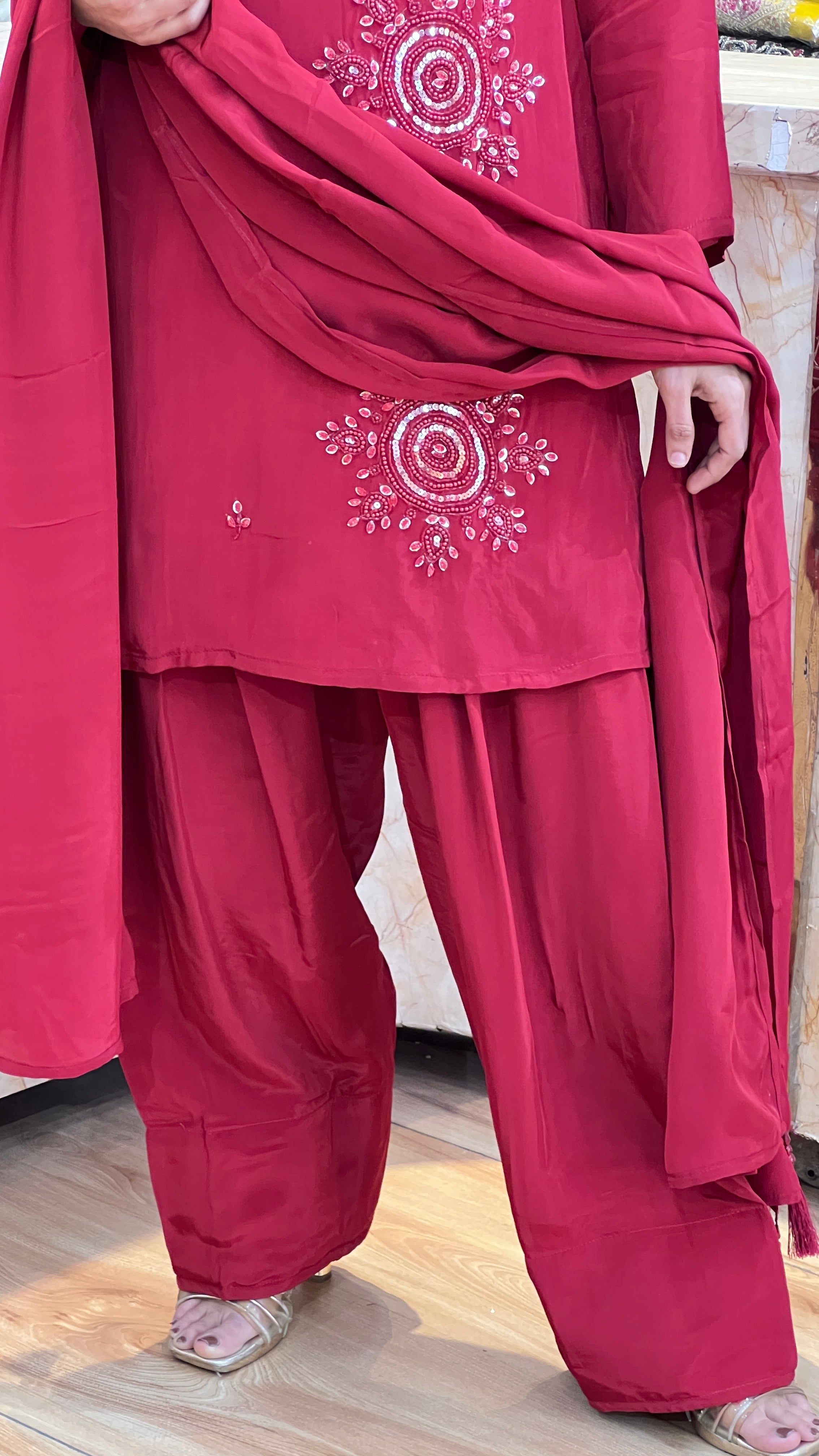 Pure crape farshi salwar suit ( tj 23667 )