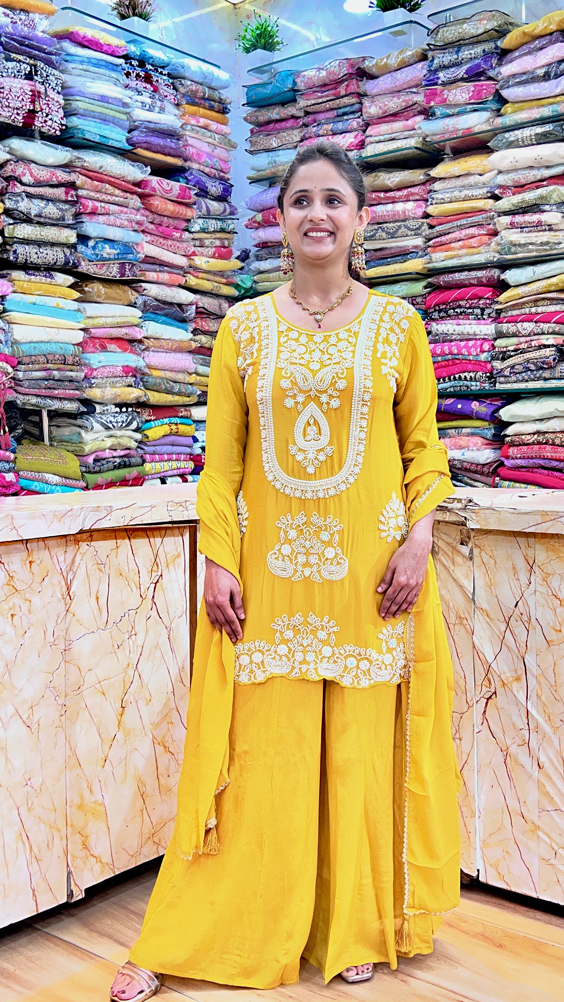 Pure chinon pearl work suit ( ym 57167 )