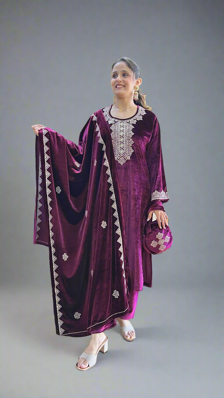 amlhe velvet pakistani suit