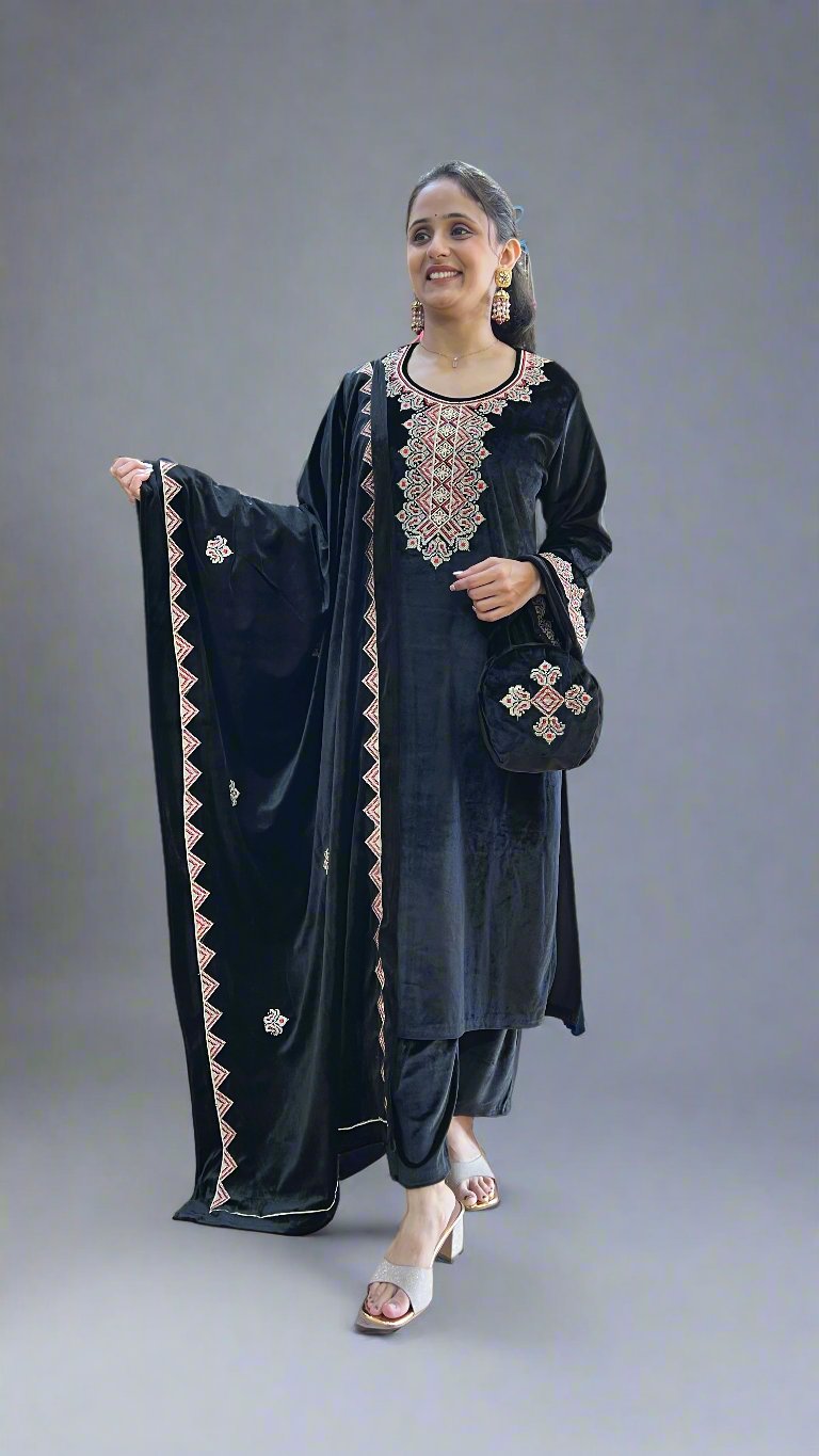 amlhe velvet pakistani suit