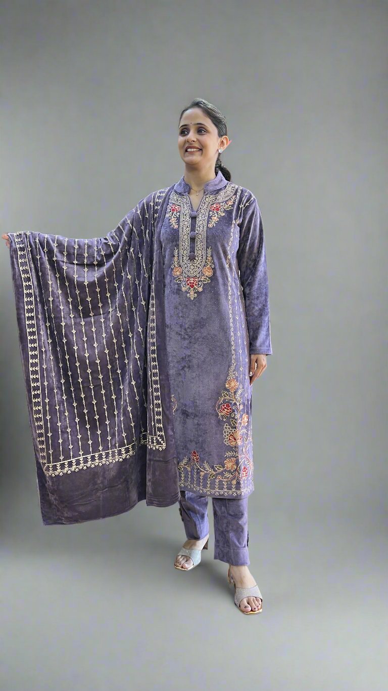 anma velvet embroidered suit
