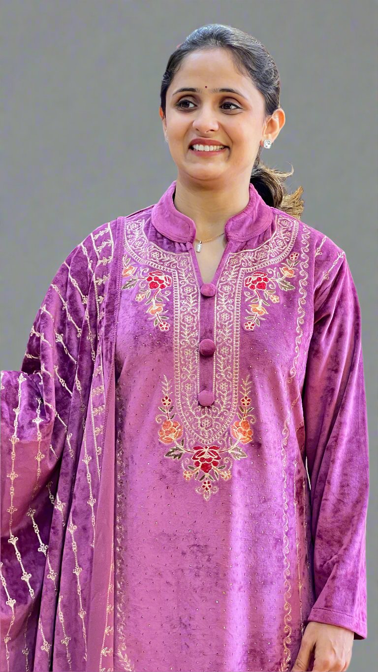 anma velvet embroidered suit