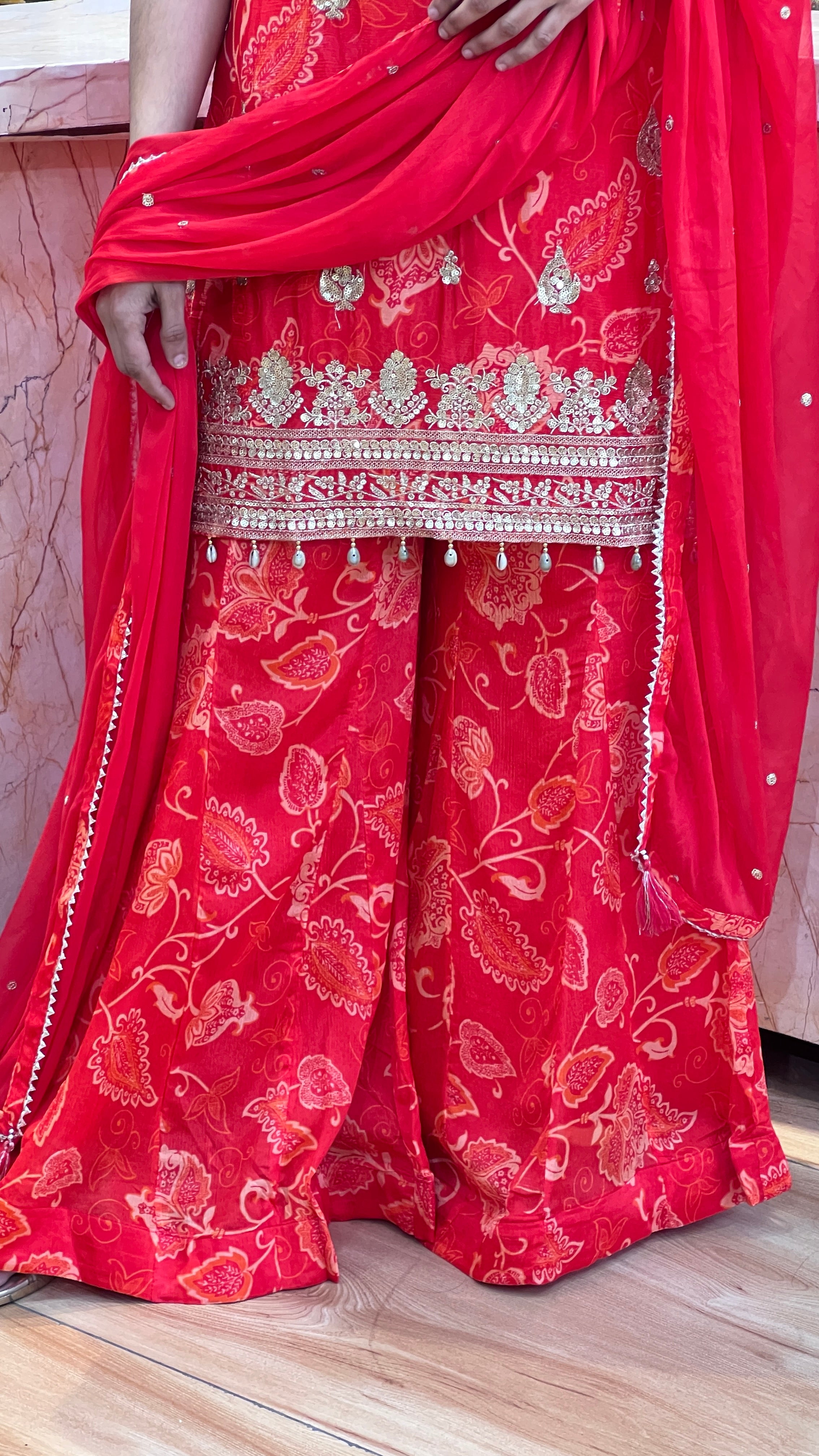 Chinon garara suit ( tj 24167 )