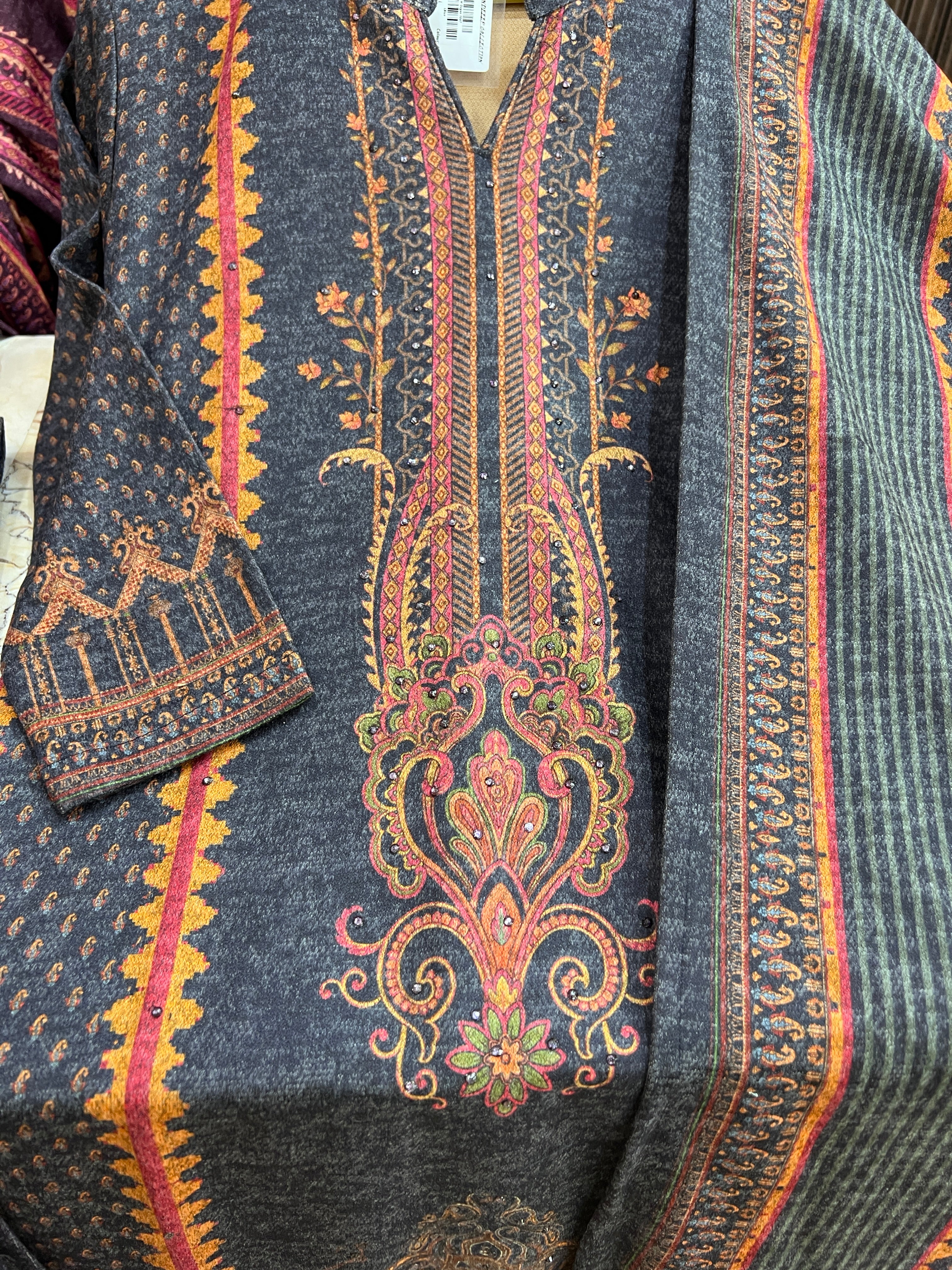 asfya karachi wool suit