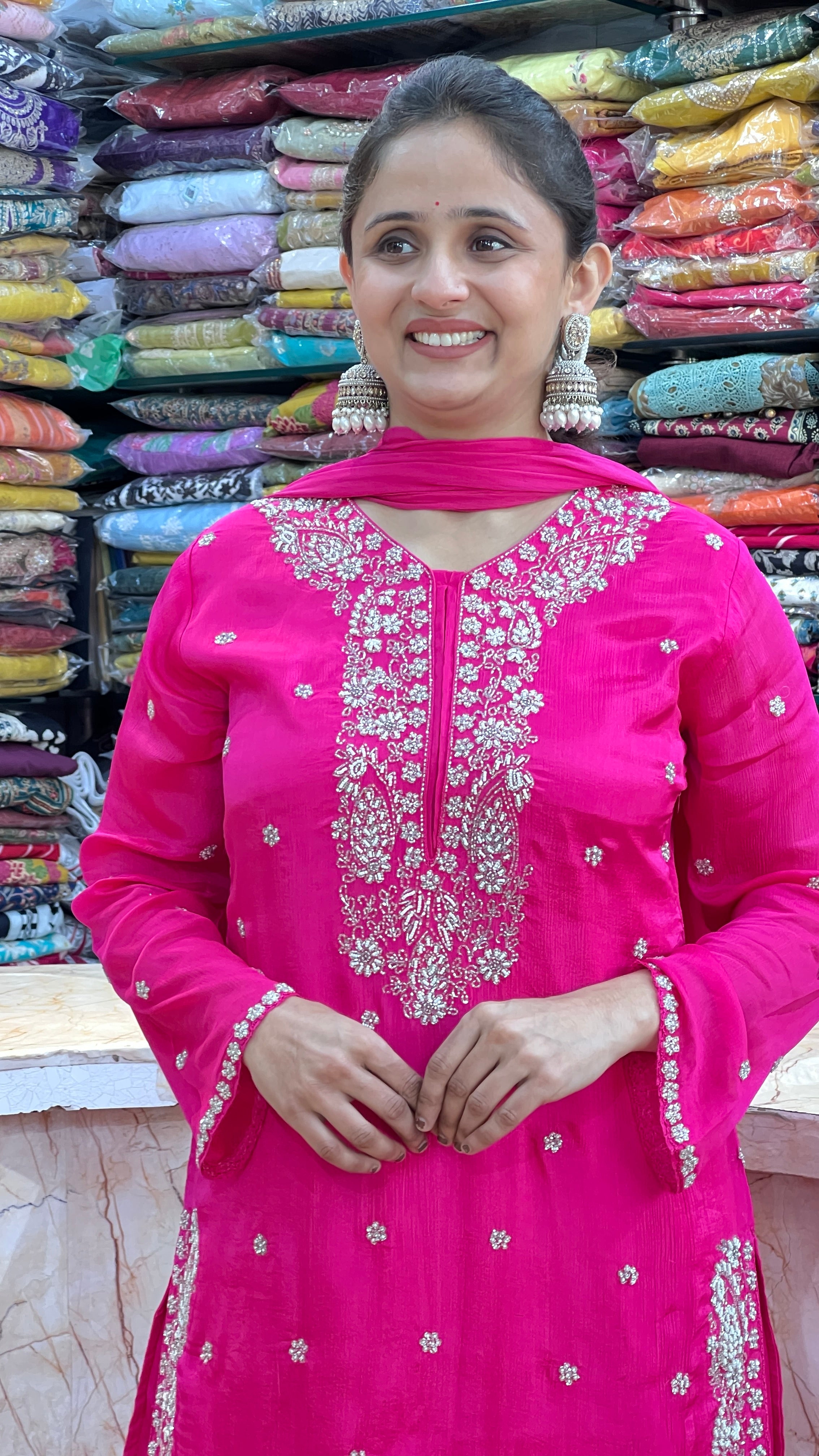 Pure chinon hand embroidered suit ( tj 24067 )