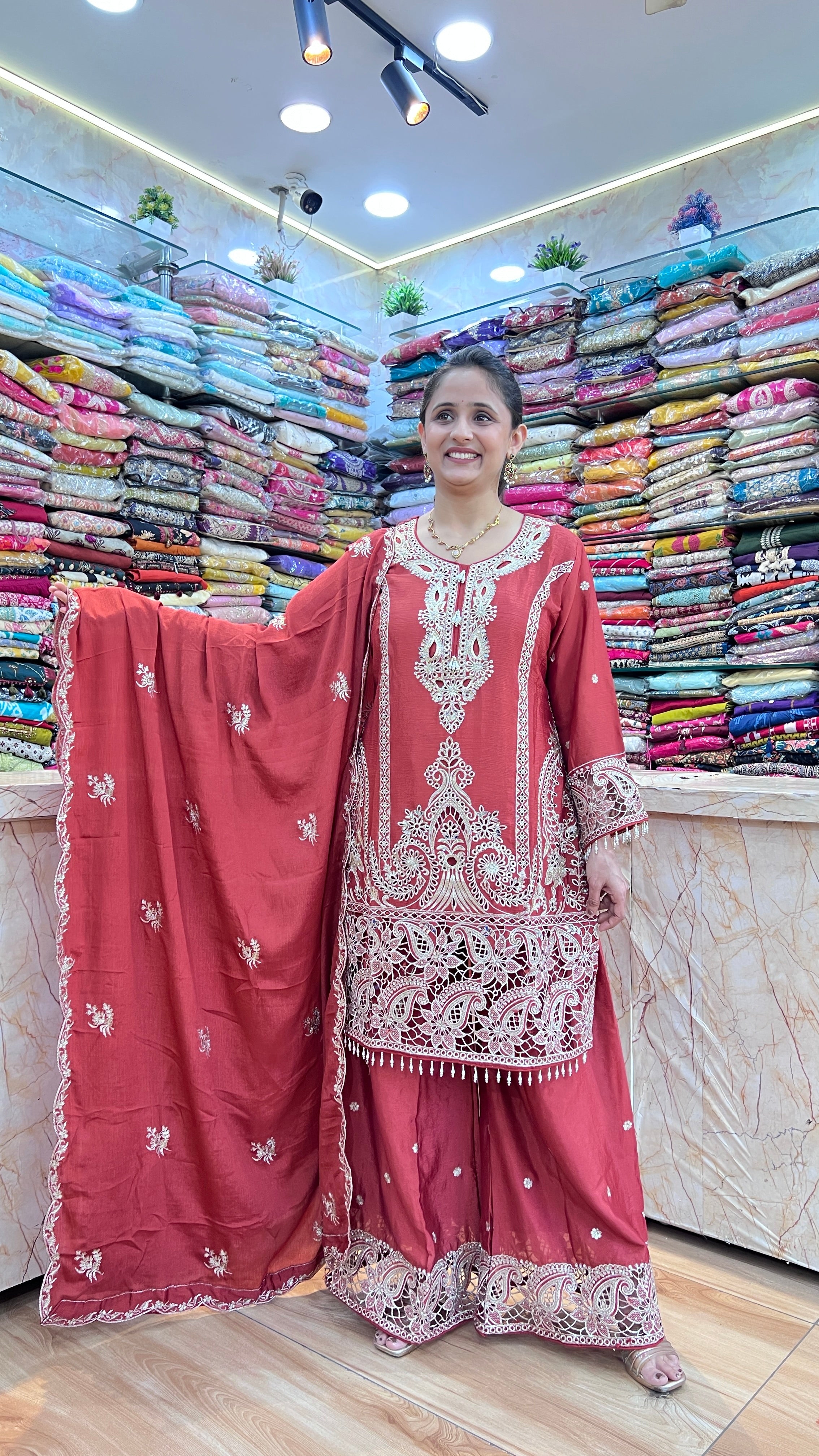 Chinon embroidered suit ( tls 13867 )