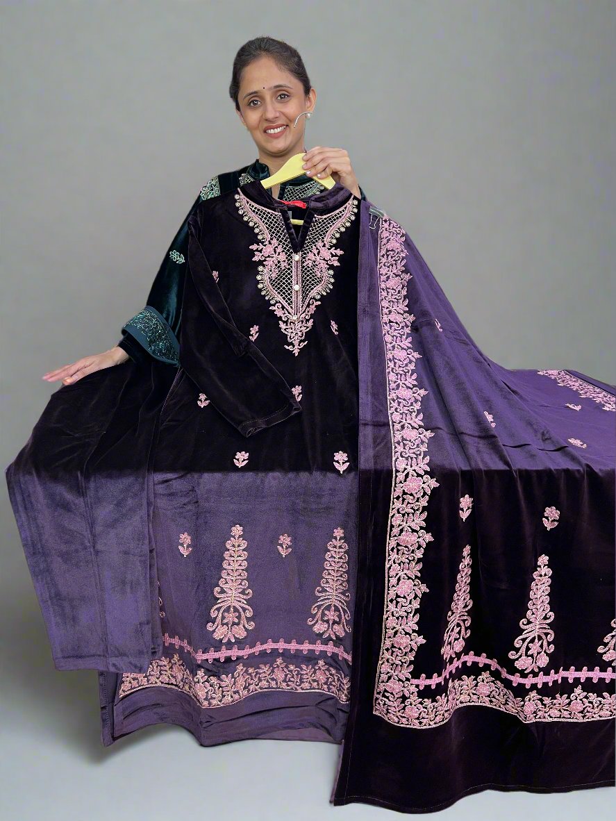aganha embroidered velvet suit