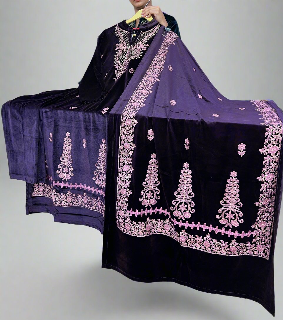 aganha embroidered velvet suit