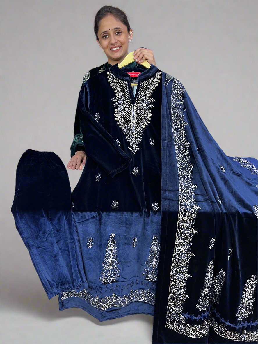 aganha embroidered velvet suit