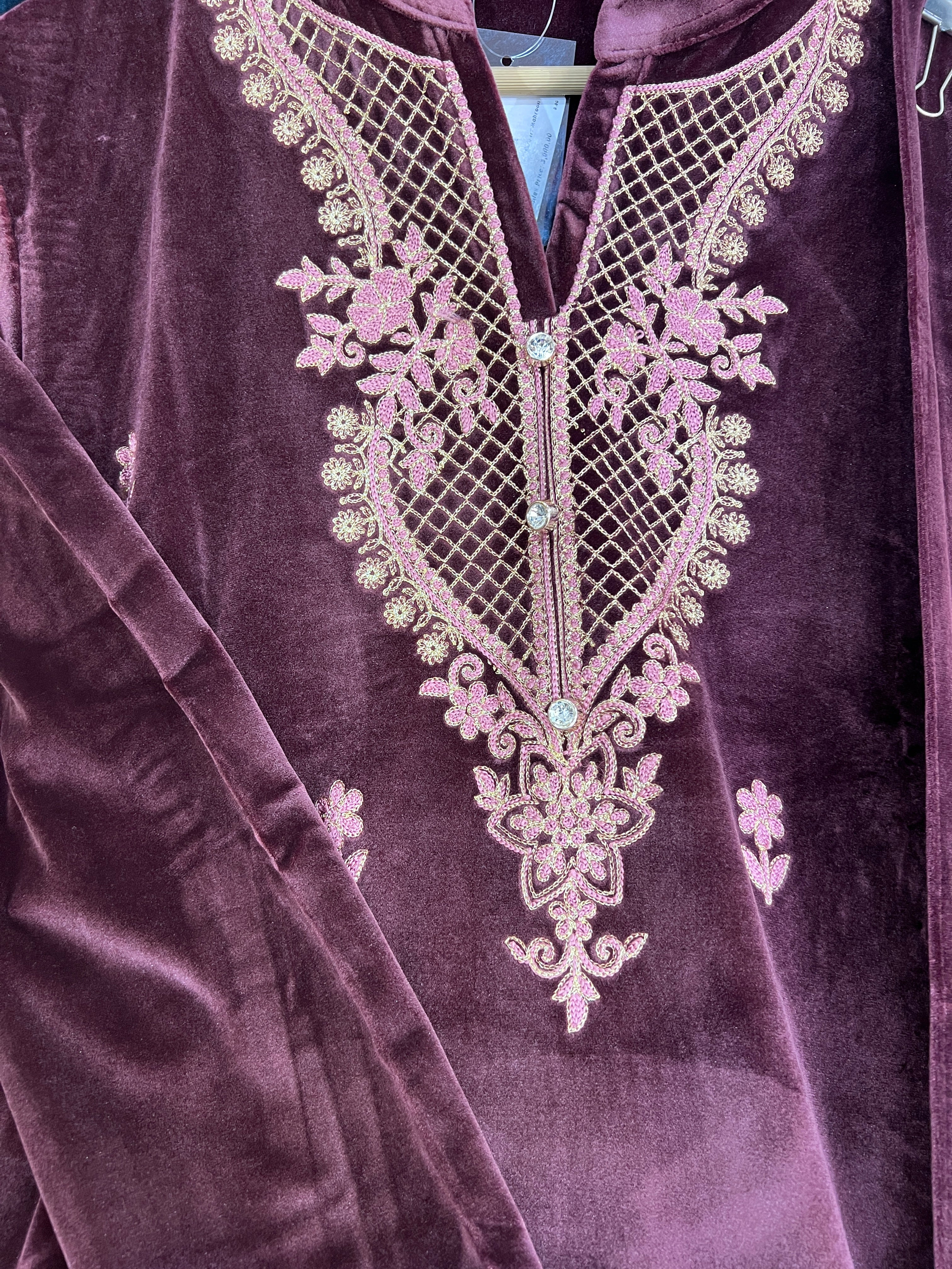 aganha embroidered velvet suit