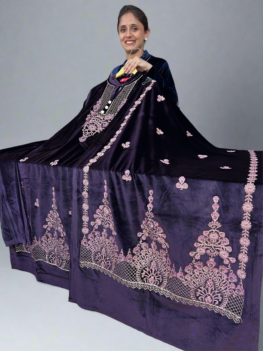 agthya embroidered velvet suit