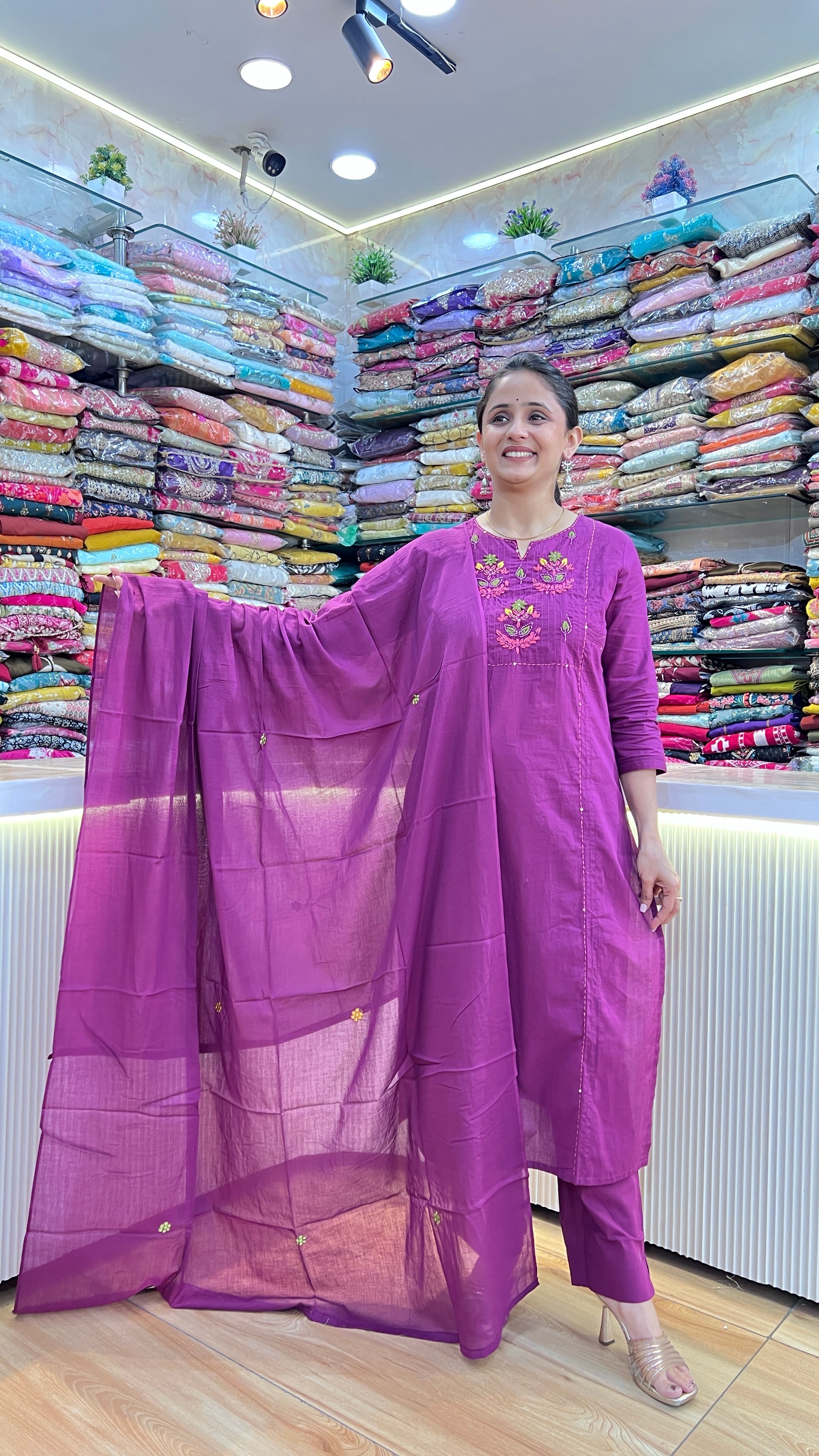 Premium cotton thread work suit ( sh 77567 )