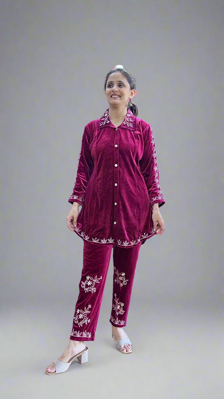 alka velvet cord set