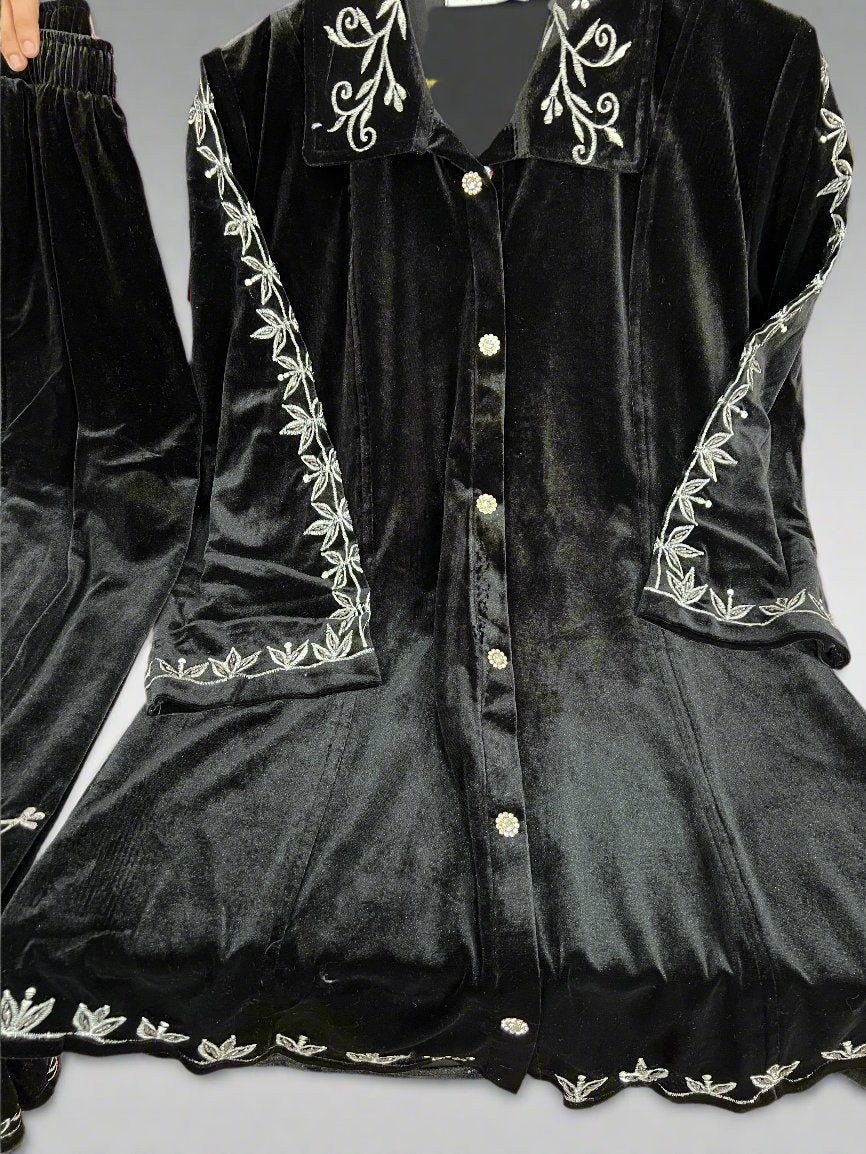 alka velvet cord set