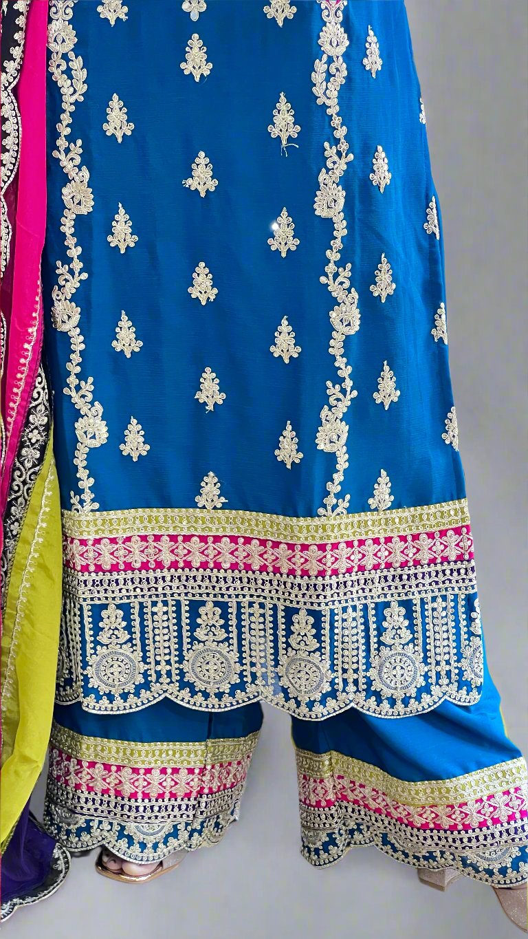 ahnya designer pakisatani suit