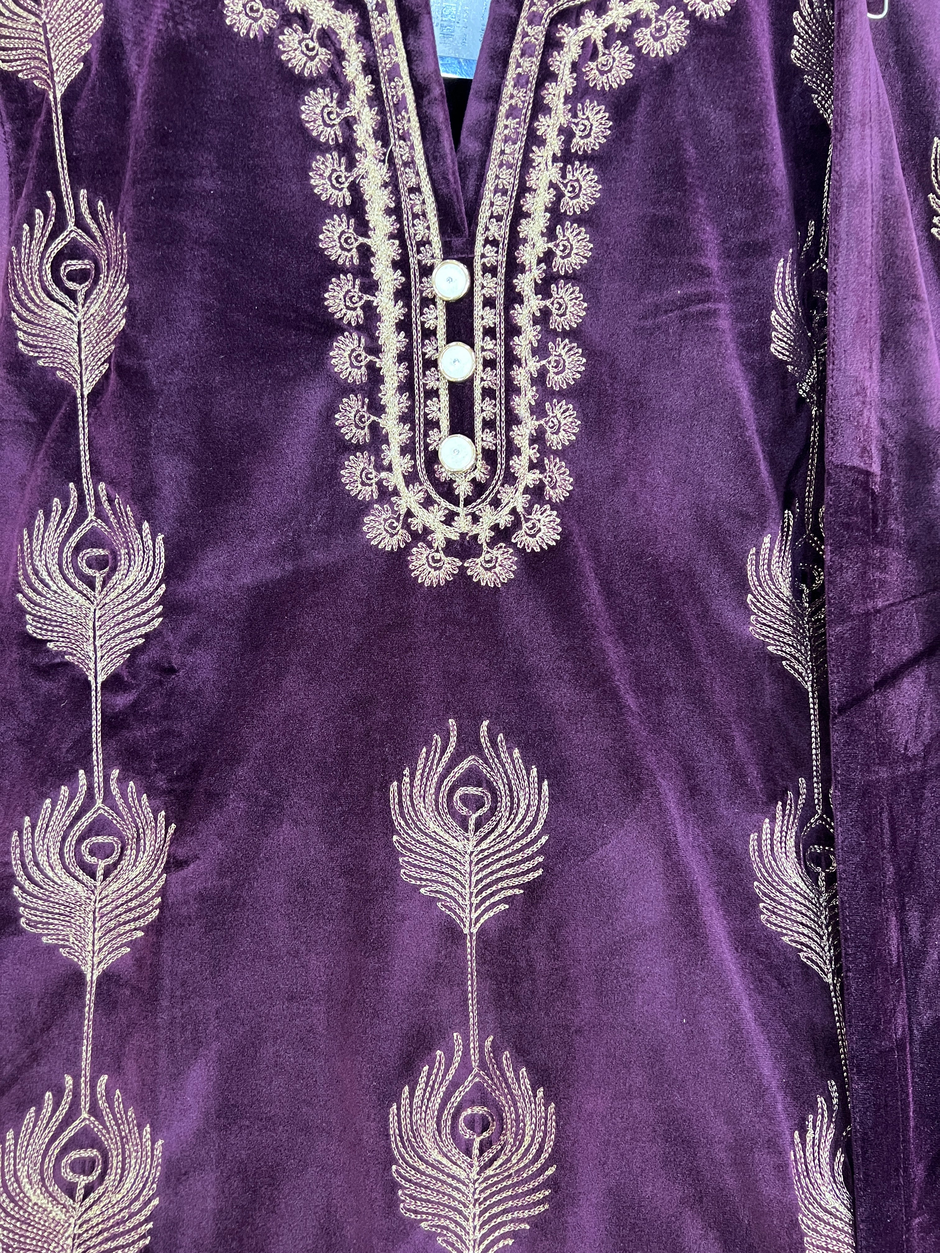 arayash embroidered velvet suit