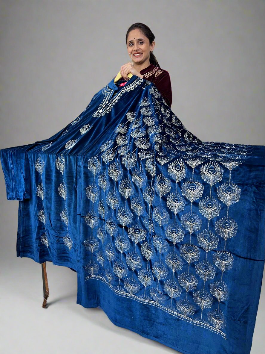 arayash embroidered velvet suit