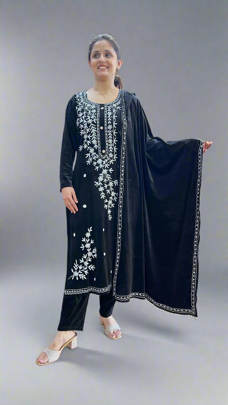 anzsya kashmiri work velvet suit