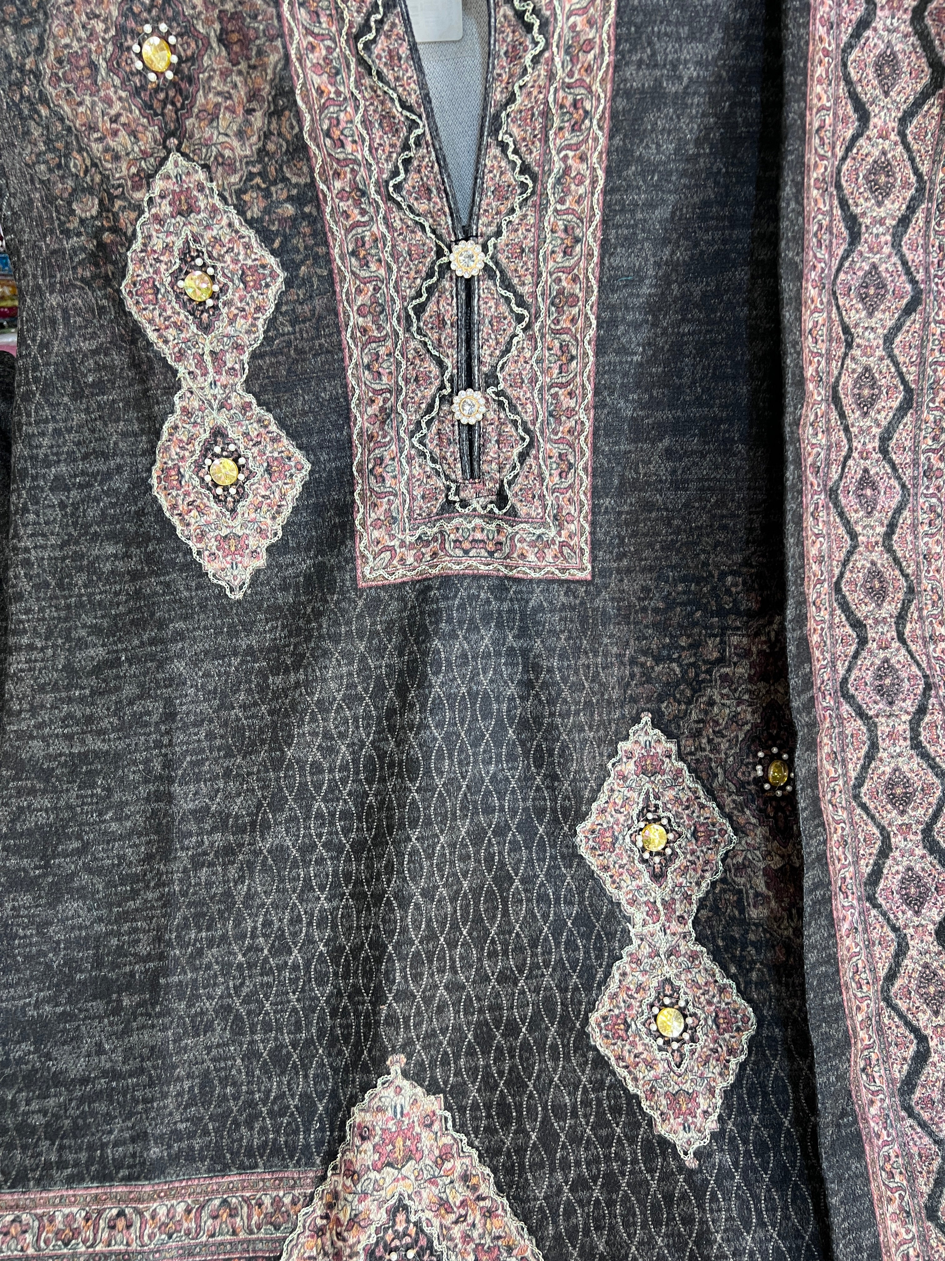 Avya karachi wool suit