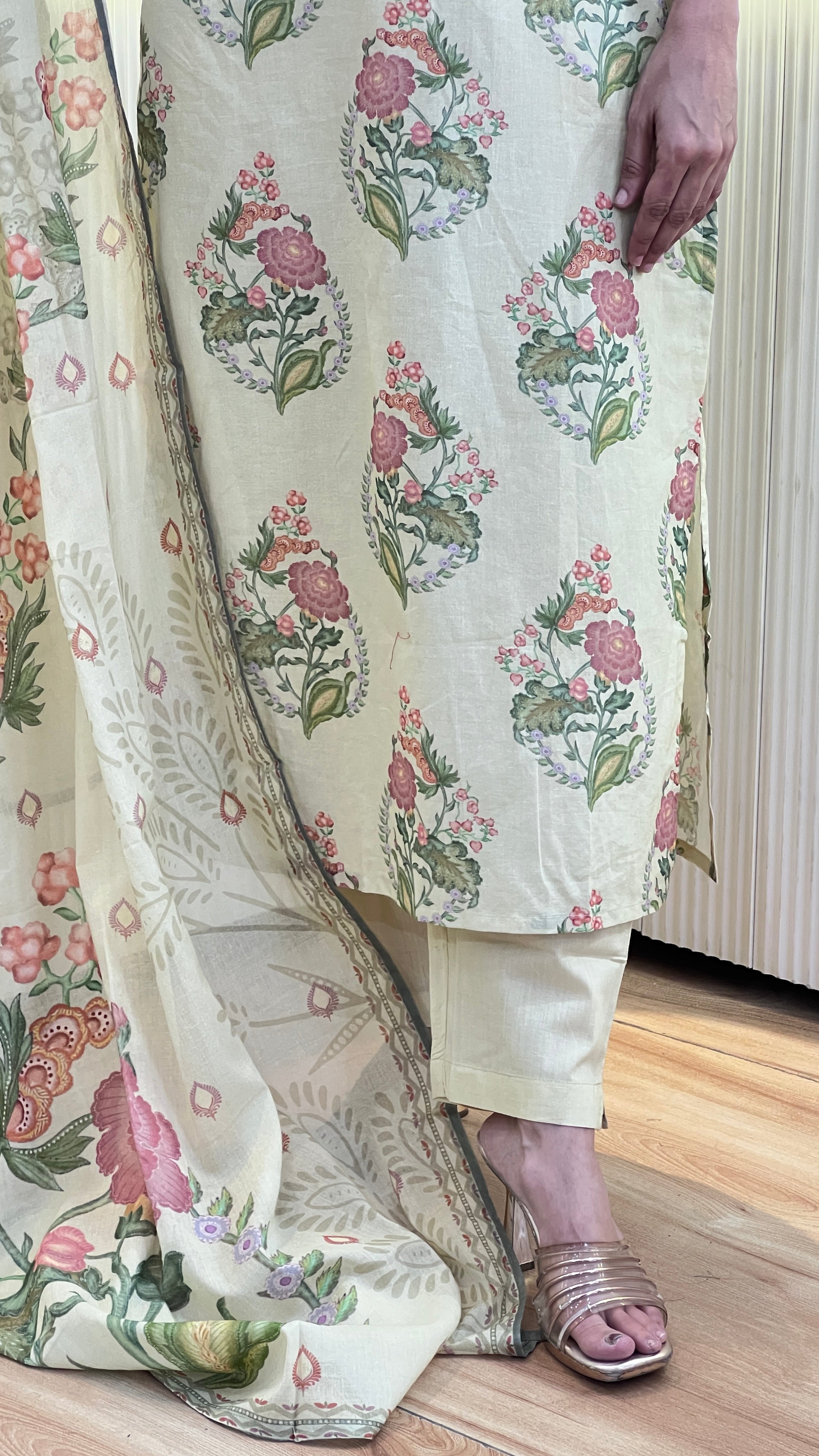 Premium mul cotton suit ( sh 77667 )