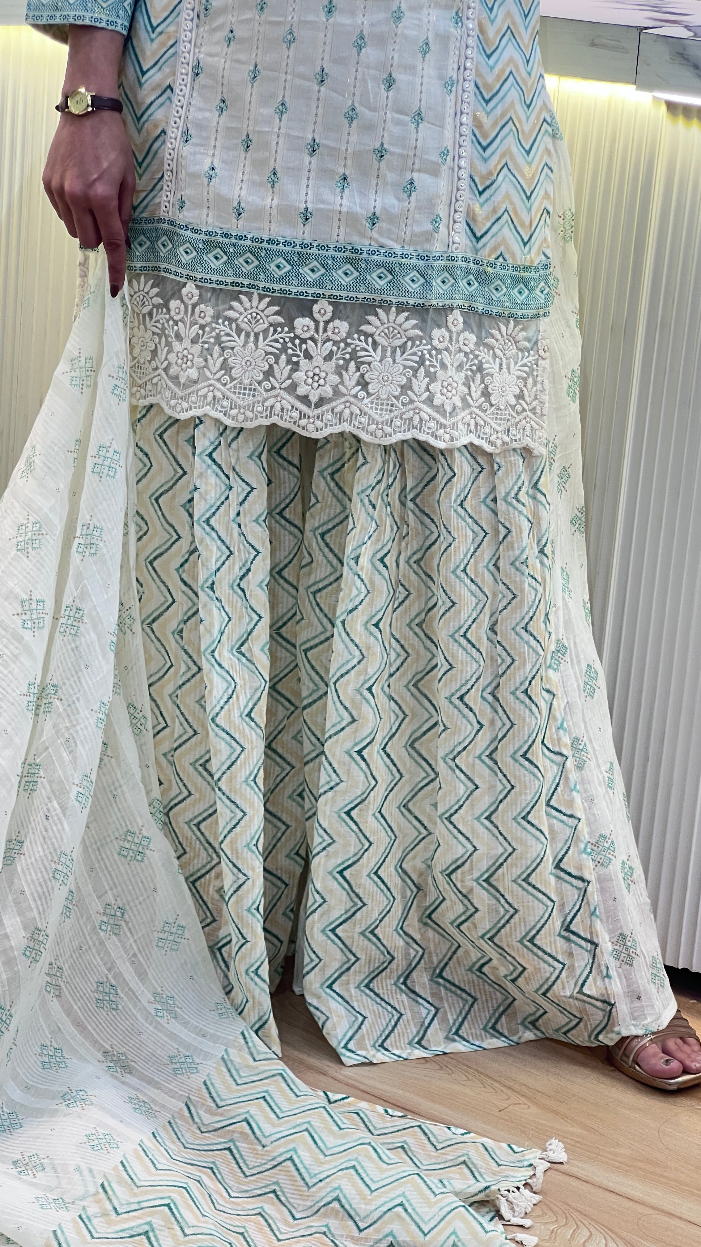 Mul wide plazo suit ( tj 25067 )