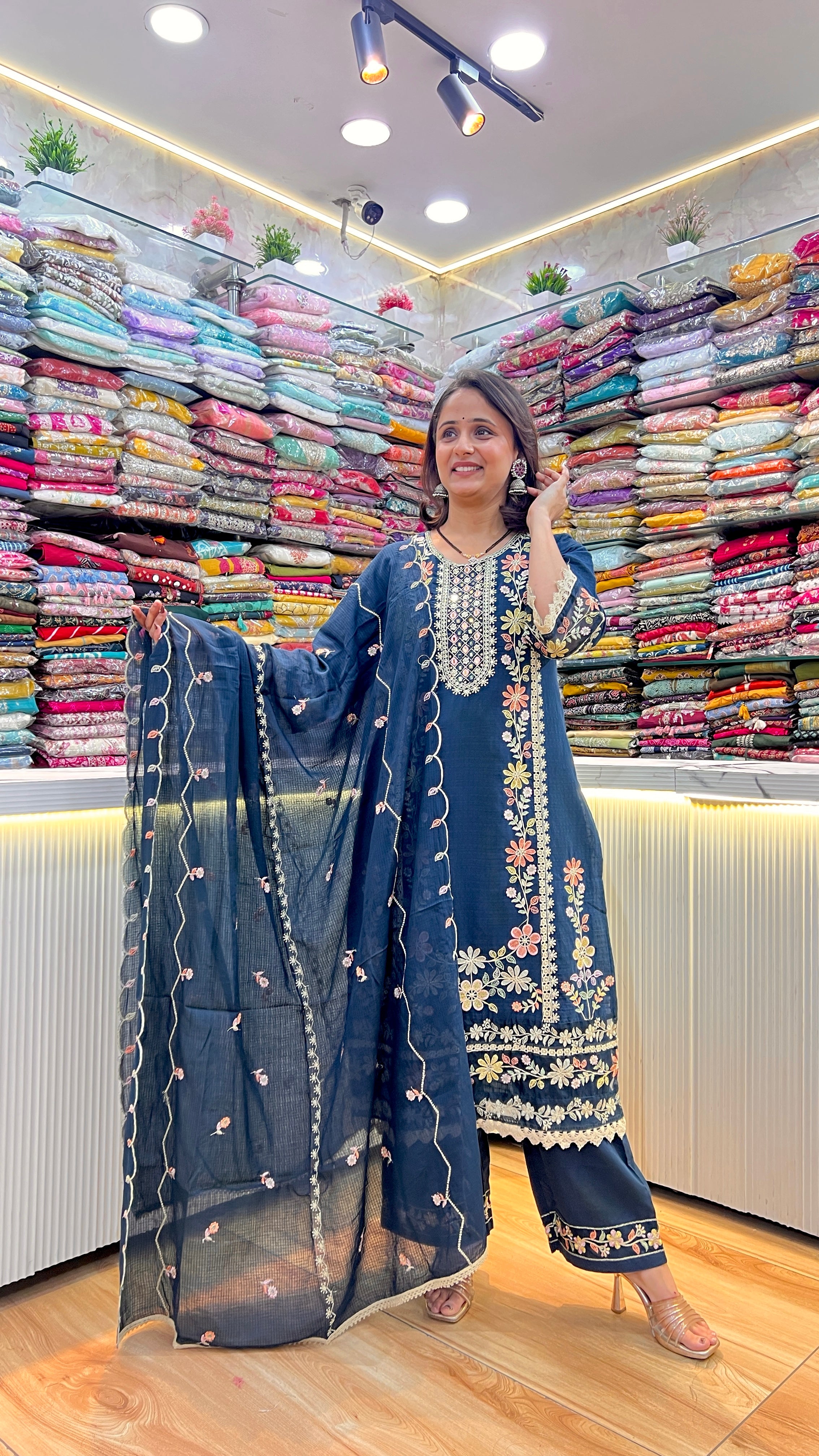 Embroidered pure cotton suit ( tj 24767 )