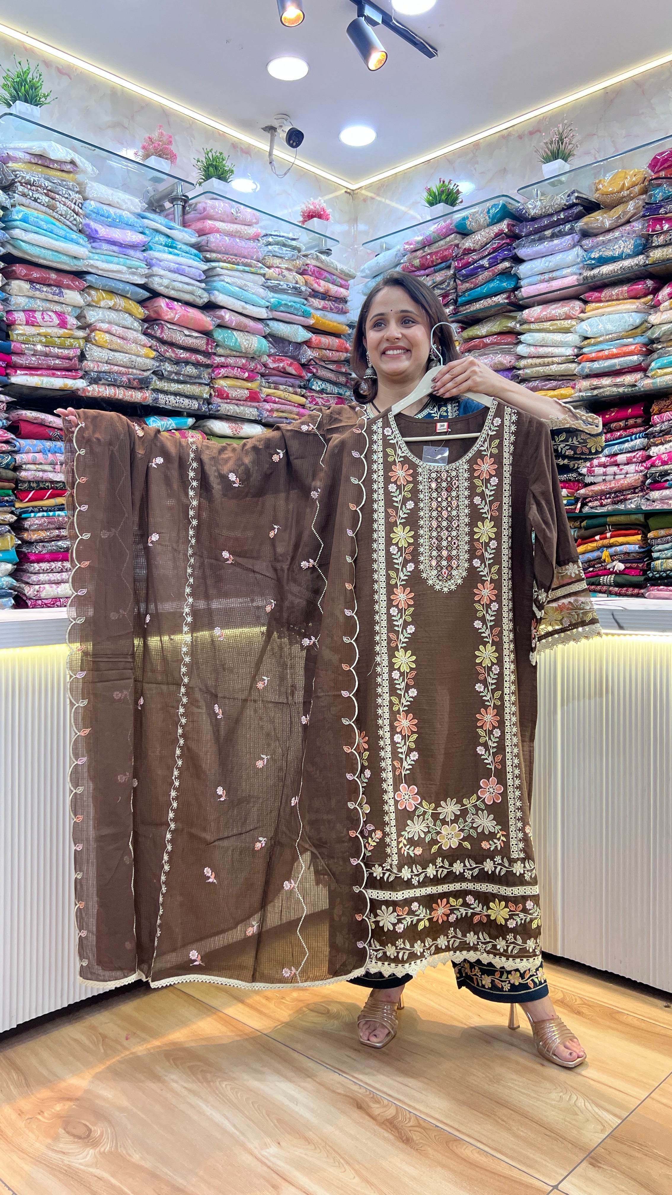 Embroidered pure cotton suit ( tj 24767 )