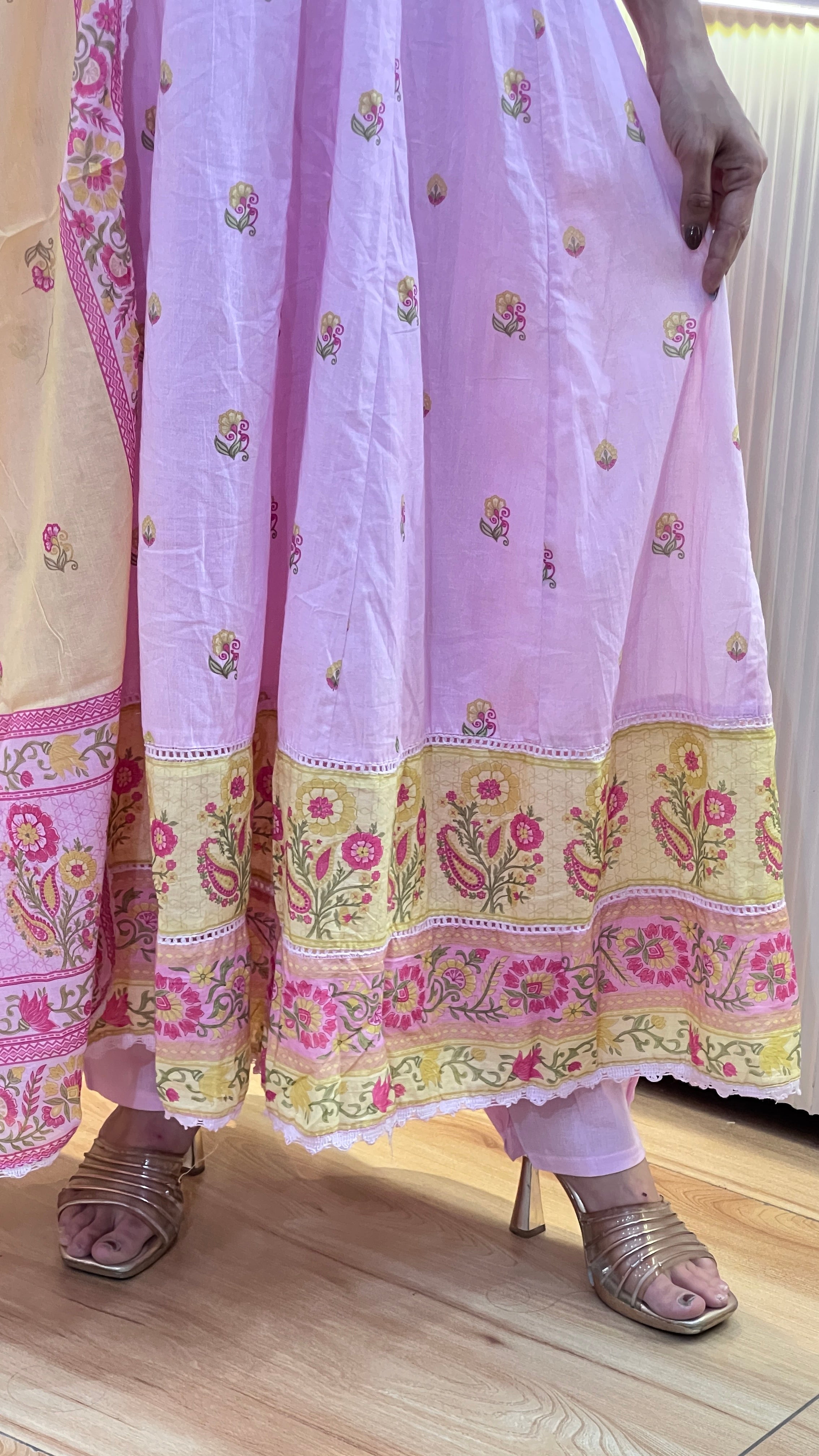 Mul cotton embroidered anarkali suit ( tj 24567 )