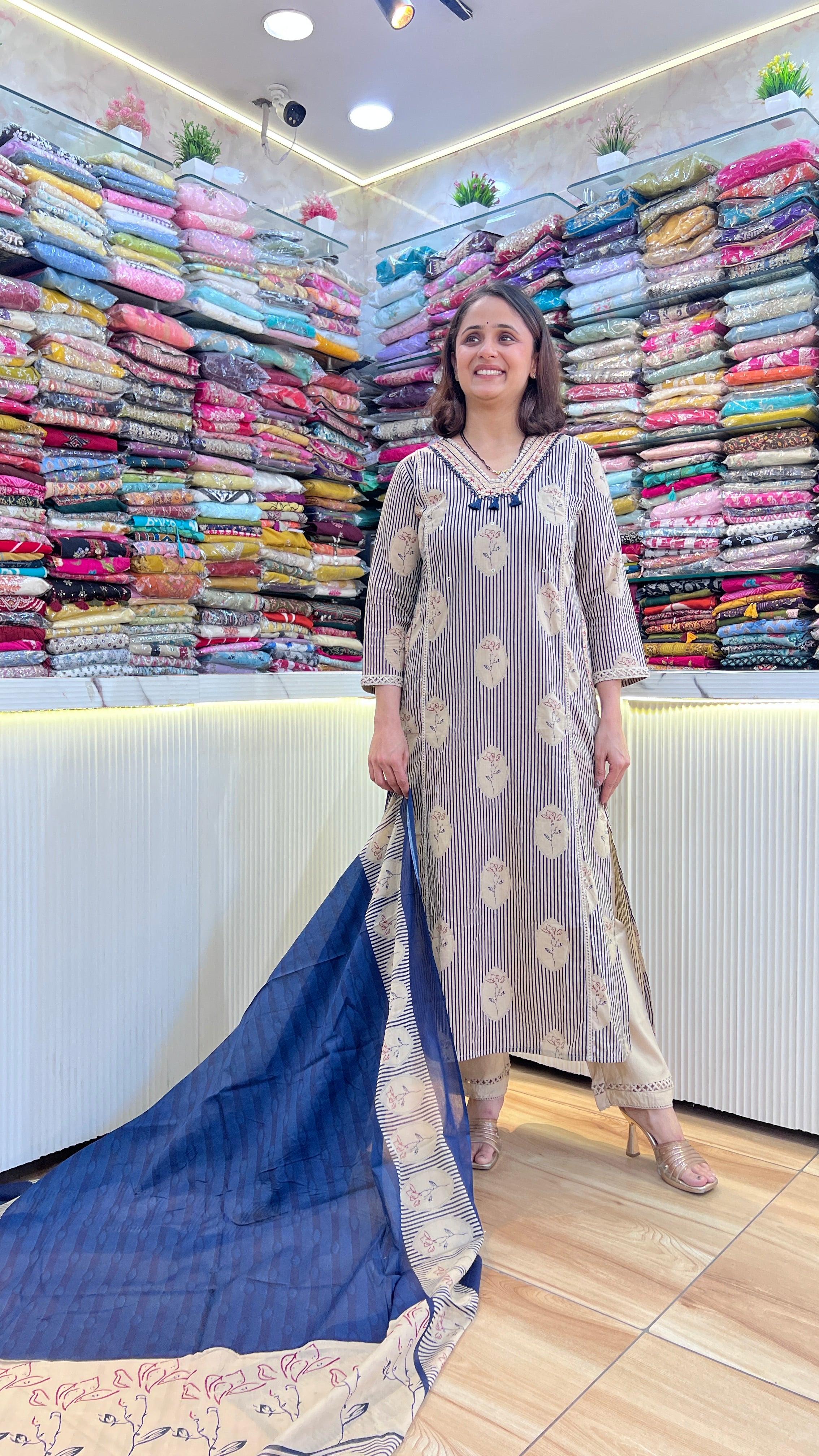 V- neck designer cotton suit ( tj 25467 )