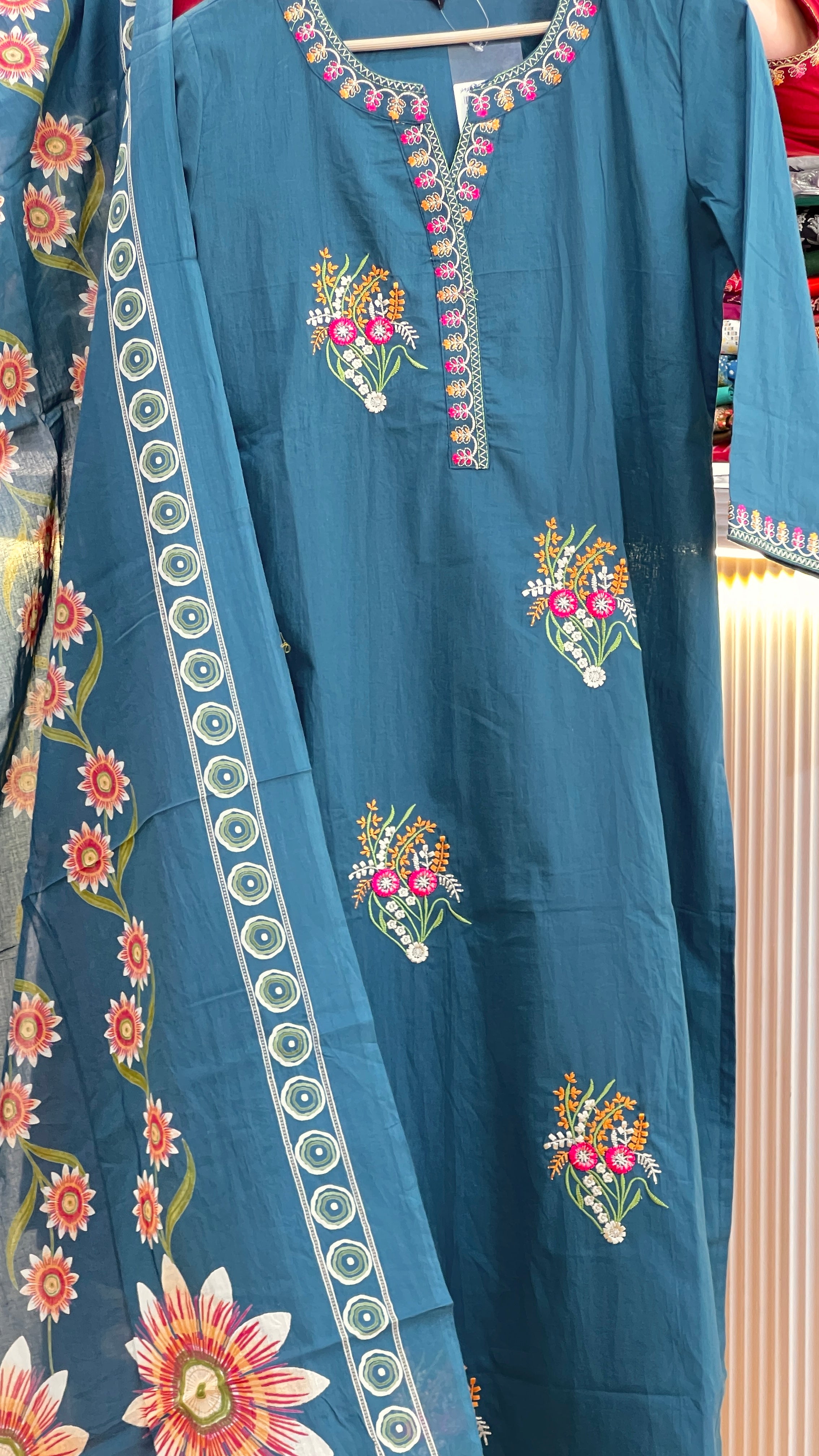 Embroidered suit with printed plazo ( tls 14667 )