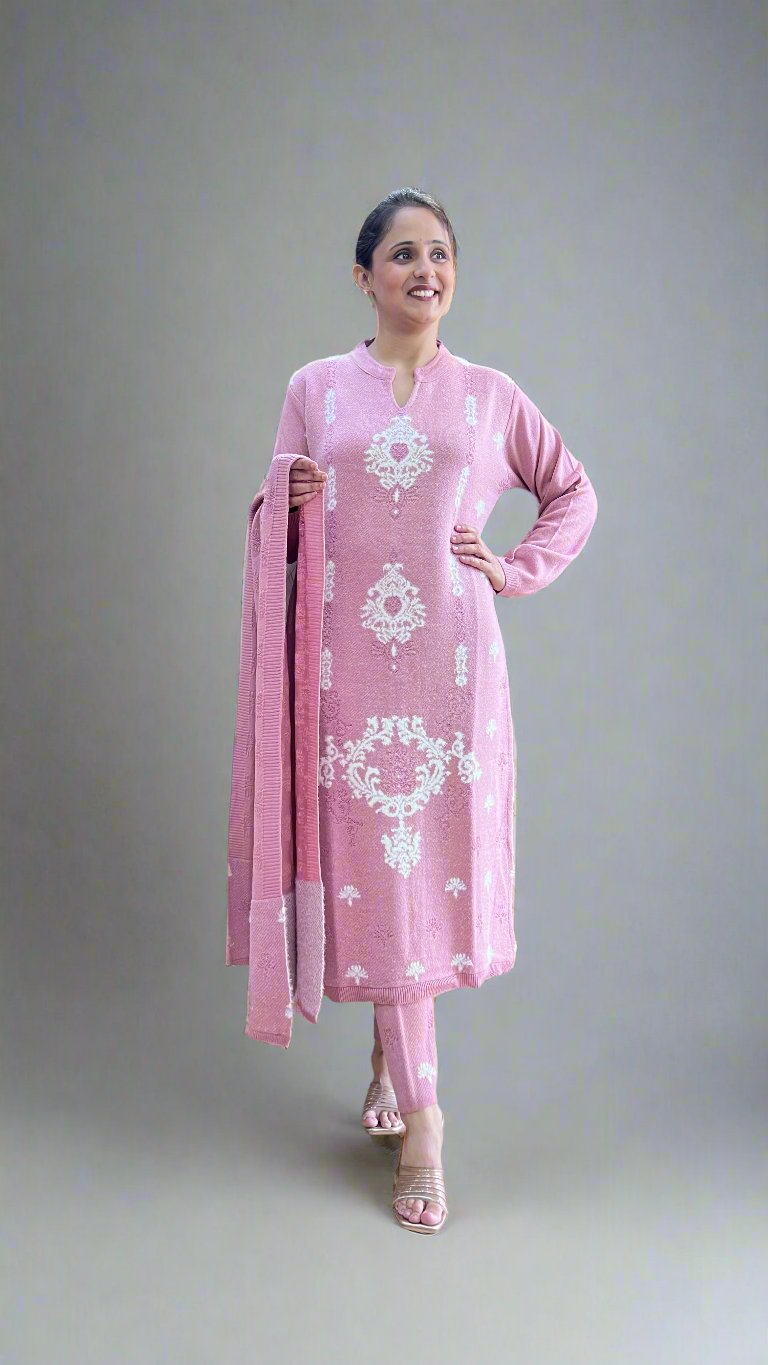 ajakya feather wool suit