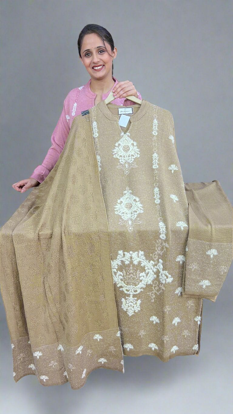 ajakya feather wool suit