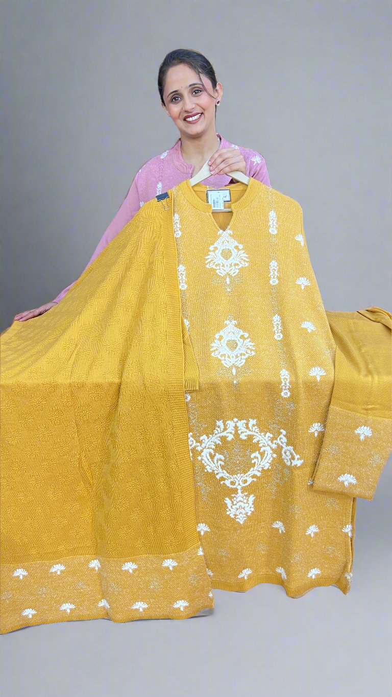 ajakya feather wool suit