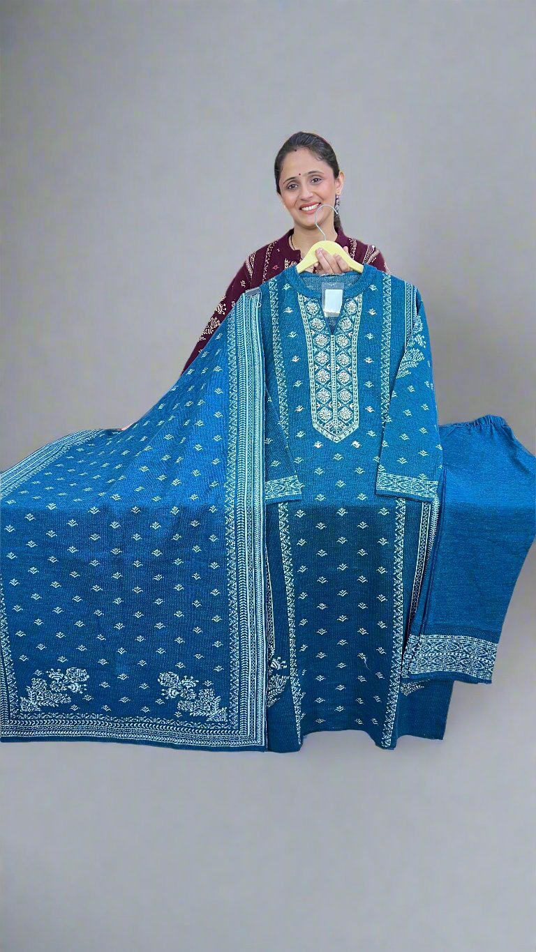 Baani knitted wool suit