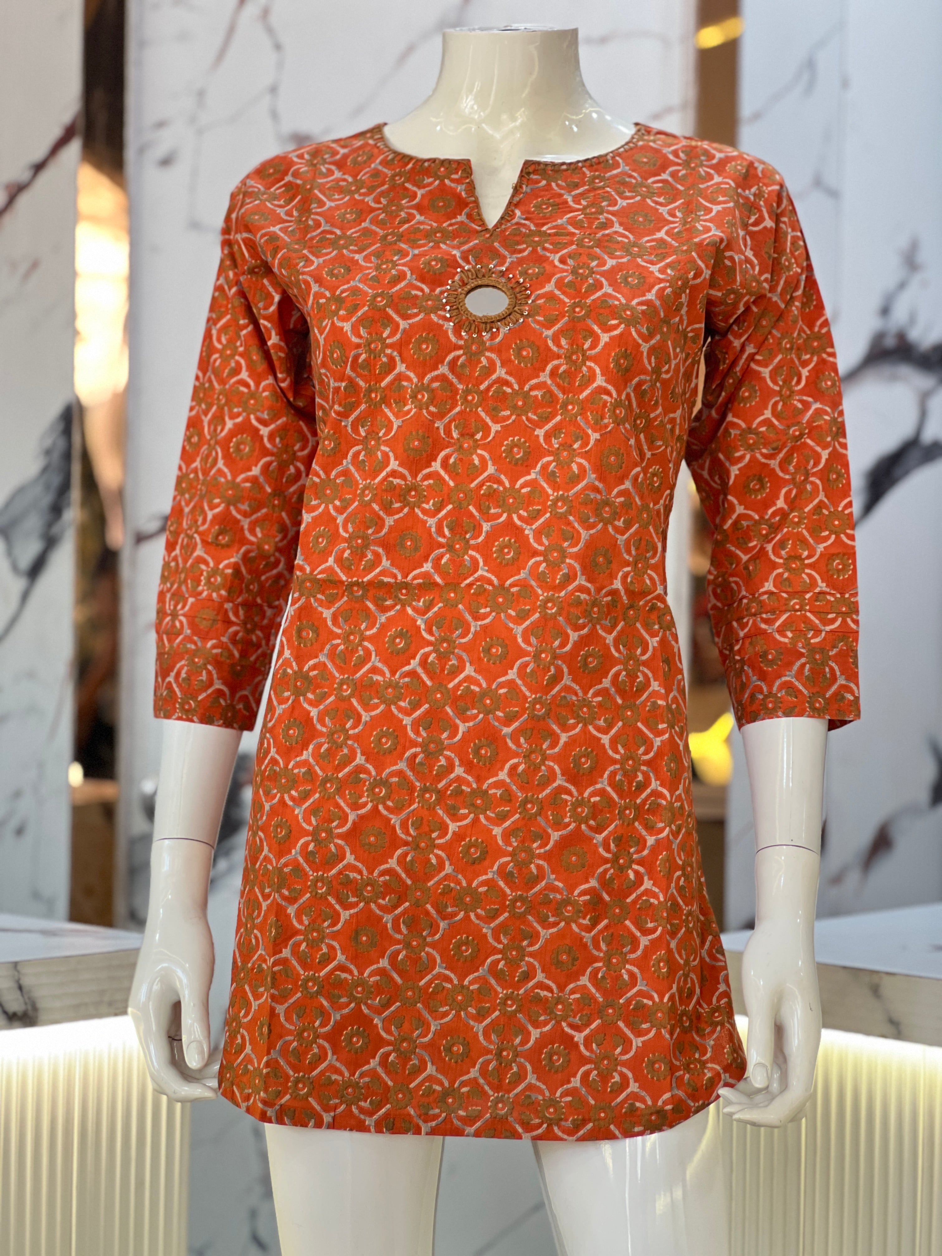 Pure cotton short kurti ( ym 61267 )