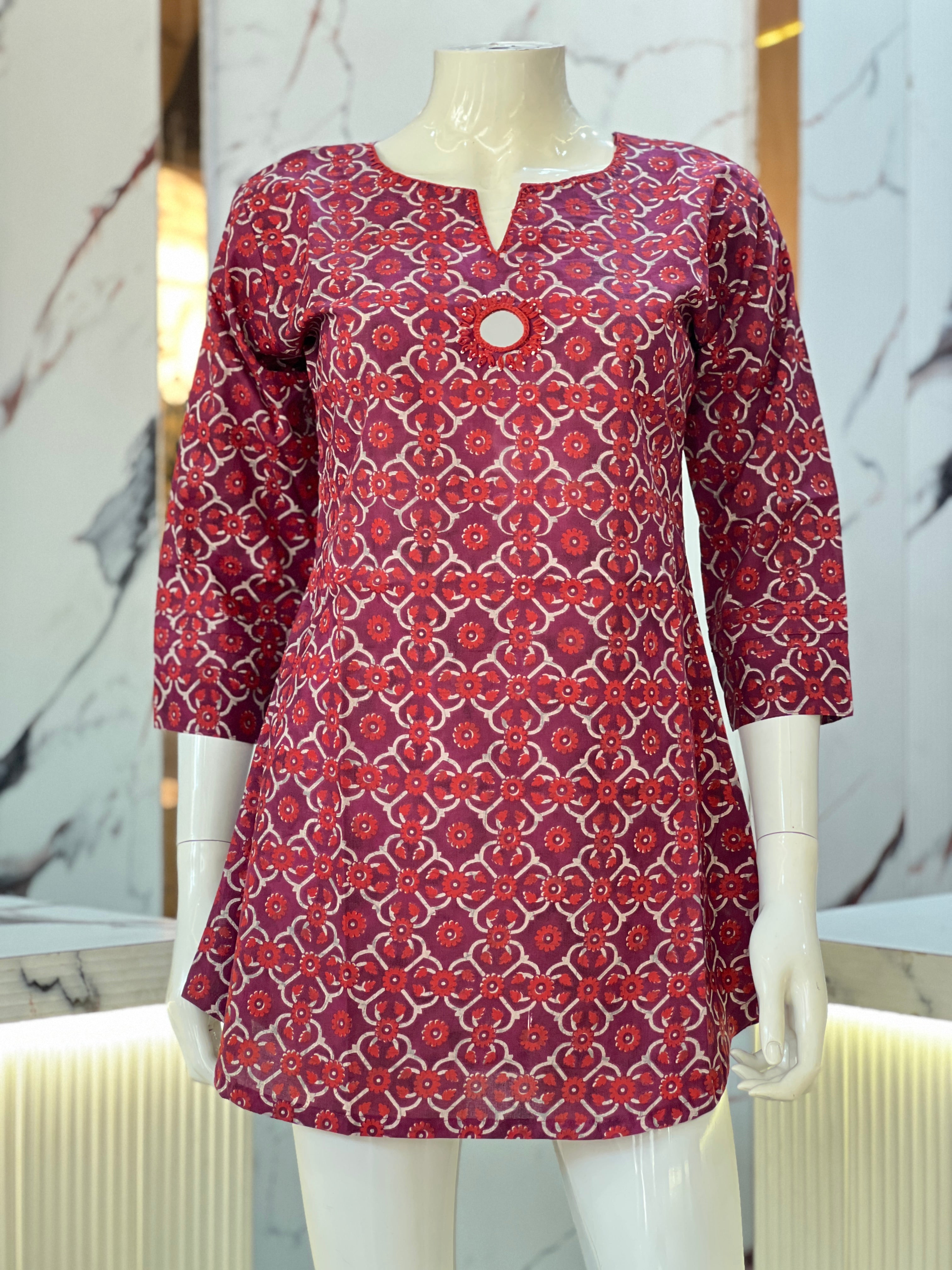 Pure cotton short kurti ( ym 61267 )