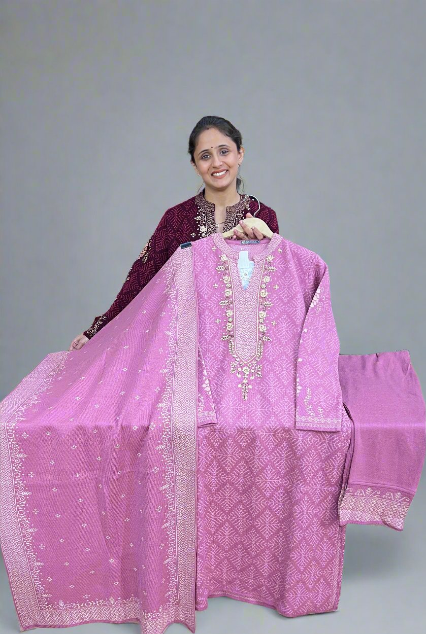 Aarani knitted wool suit