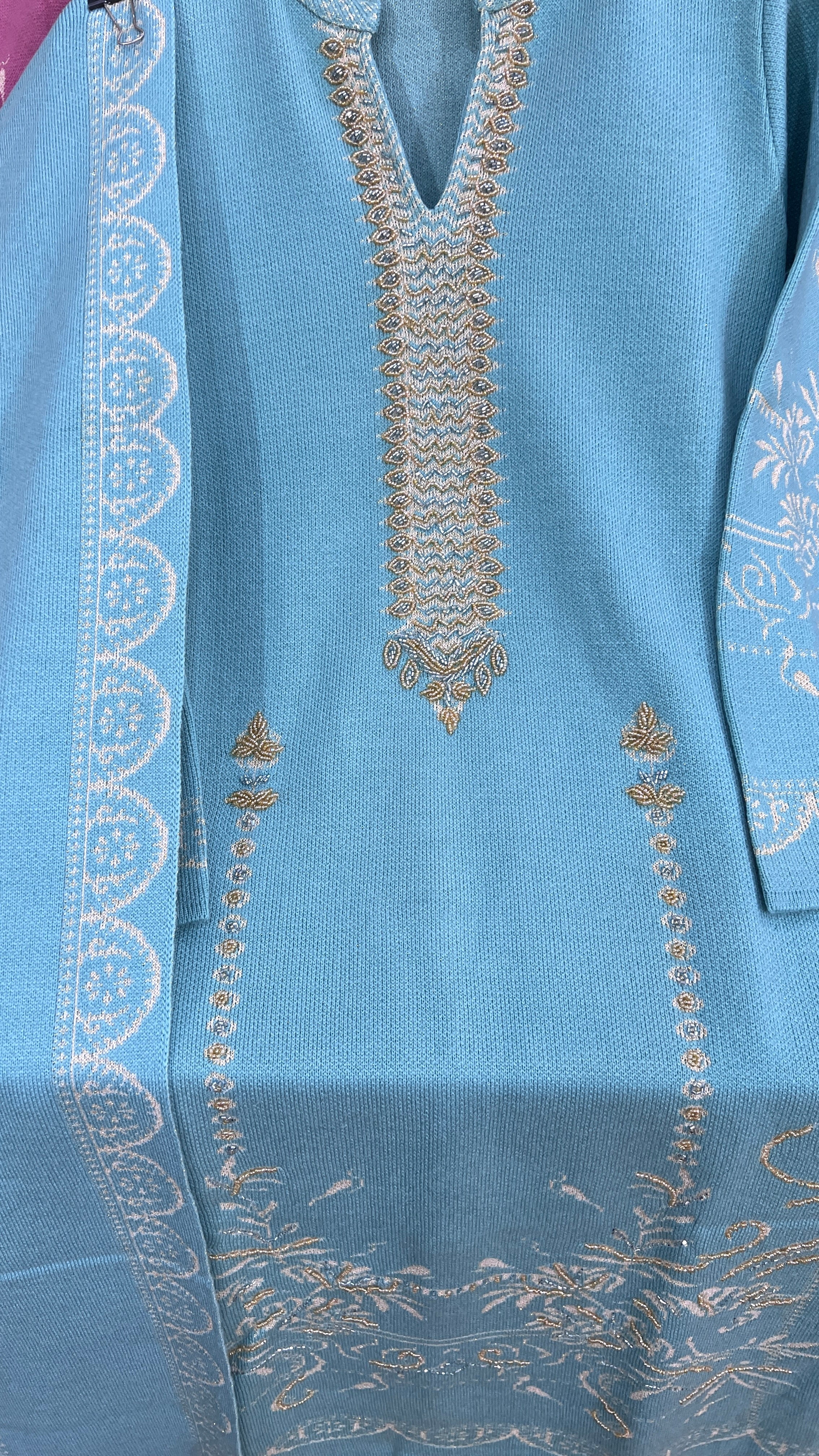 aaravi knitted woolen suit