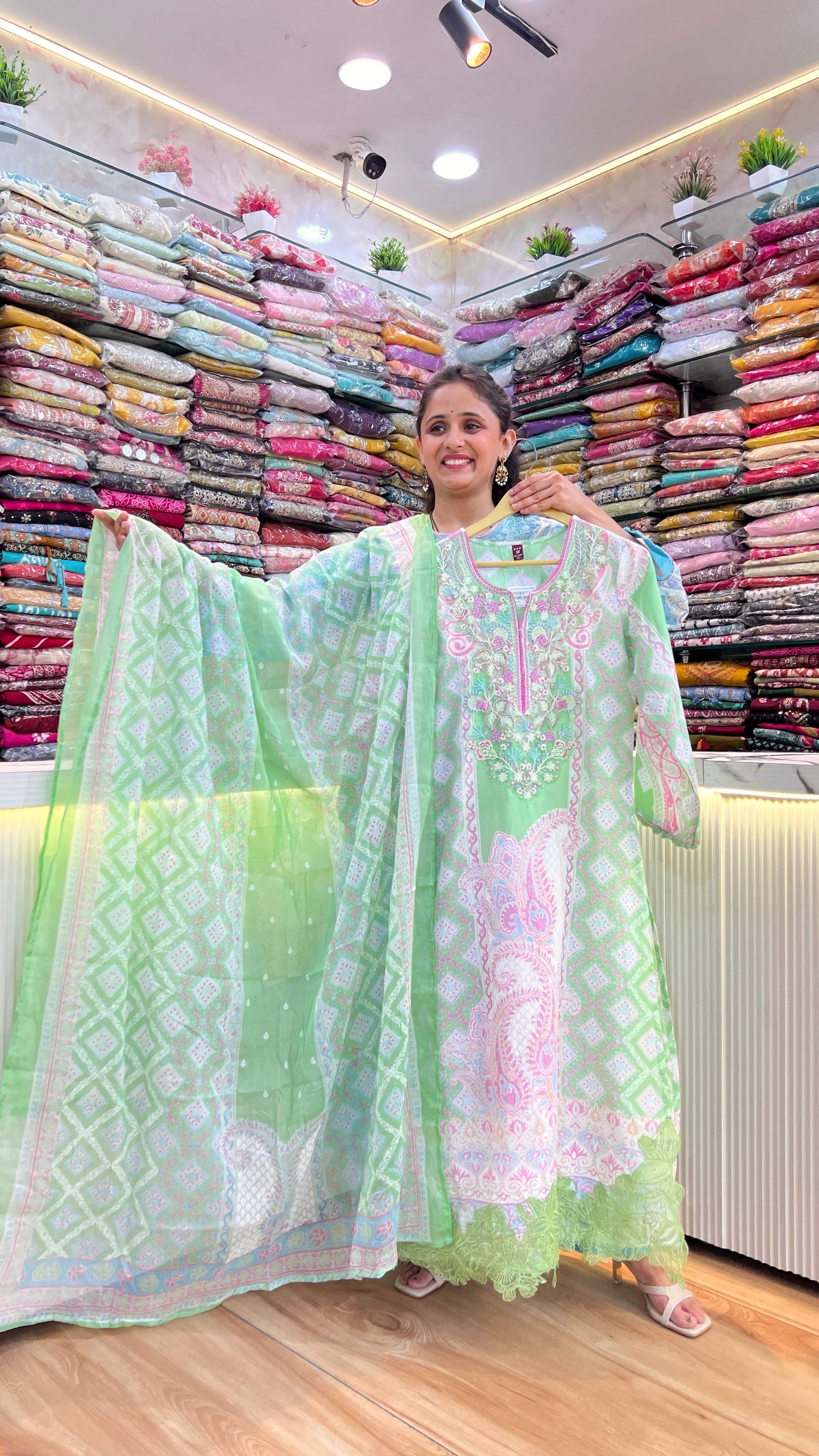 Premium cotton pakistani suit ( tj 26267 )
