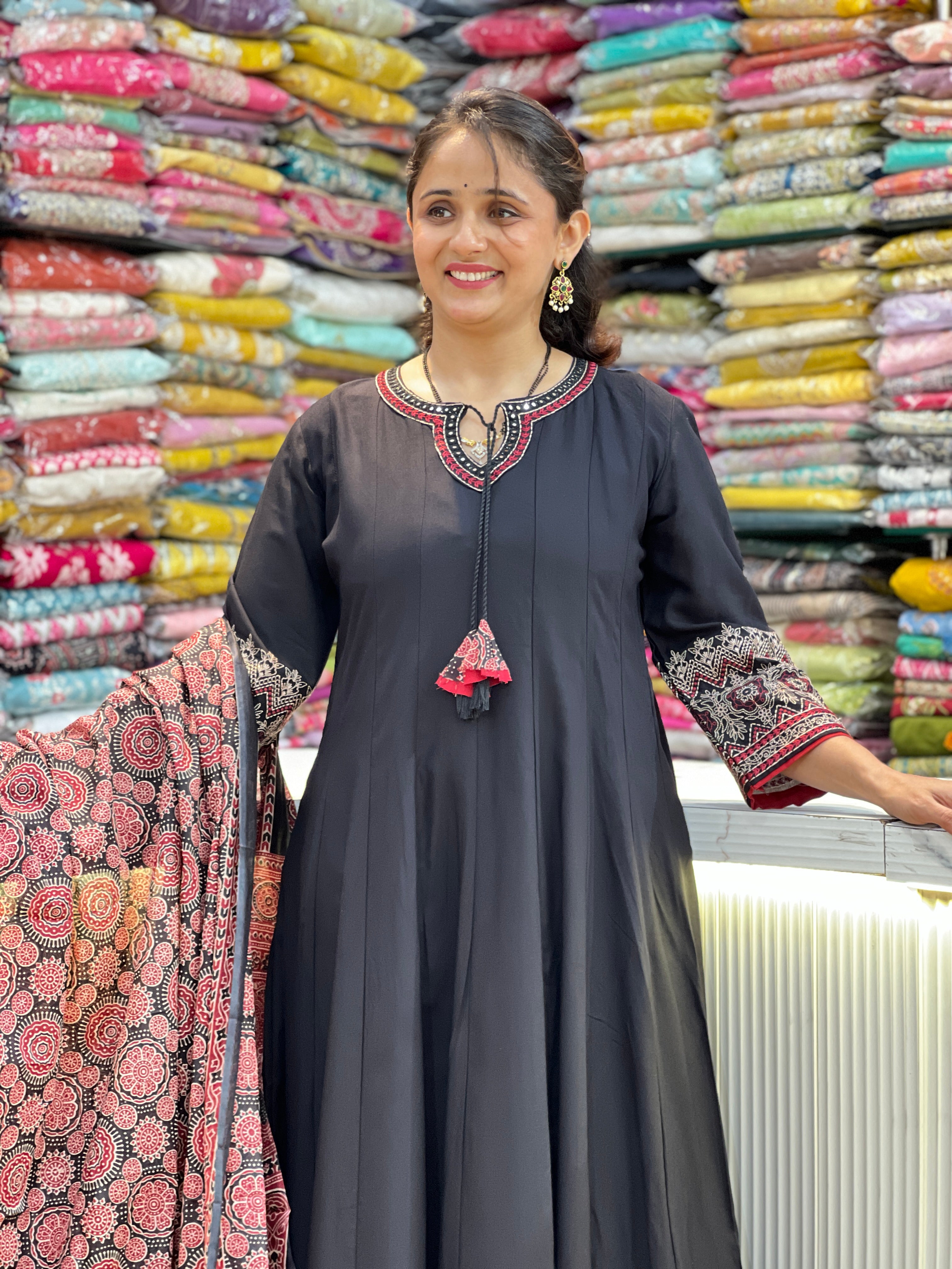 Premium rayon anarkali suit ( ym 61067 )