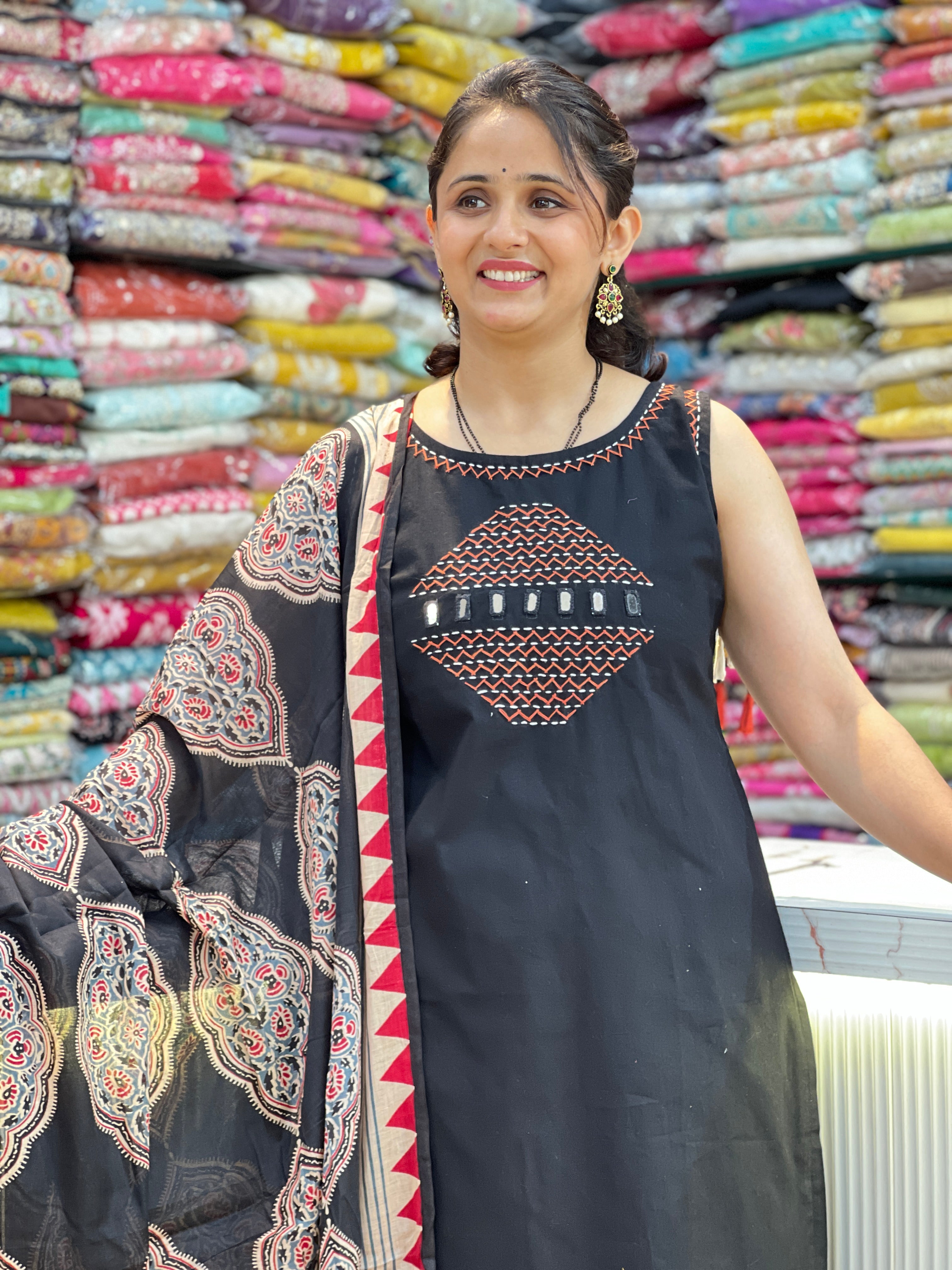 Pure cotton designer suit ( ym 60267 )