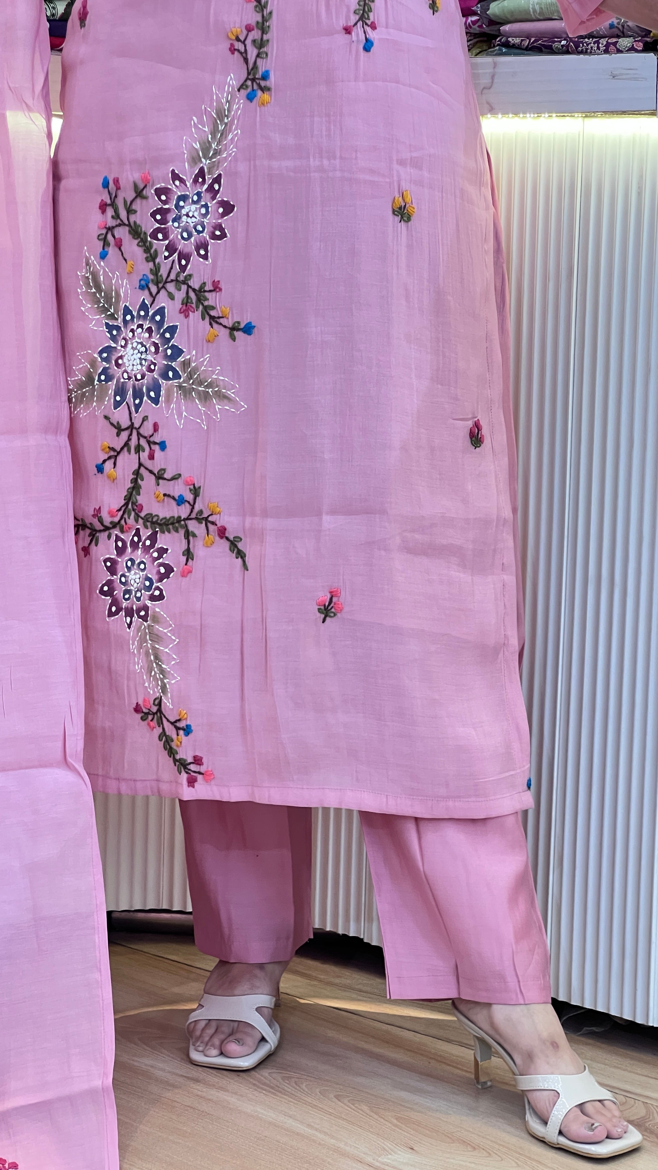 Mul chanderi designer suit ( ym 60967 )