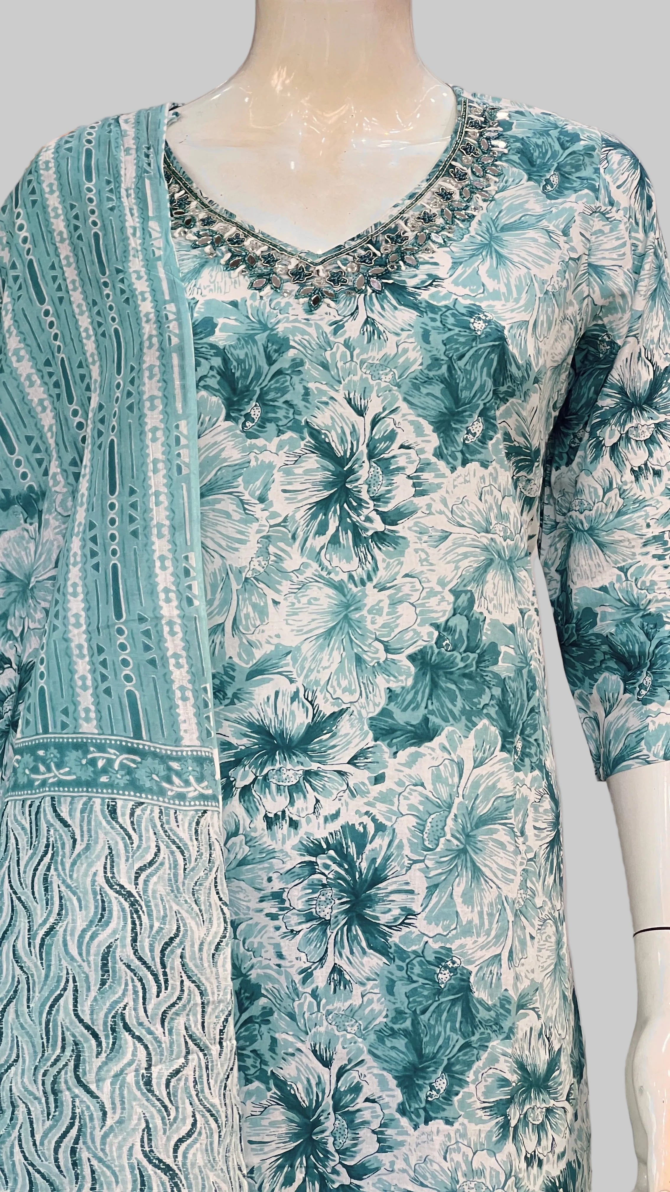 v-neck cotton printed suit ( gj 7167 )